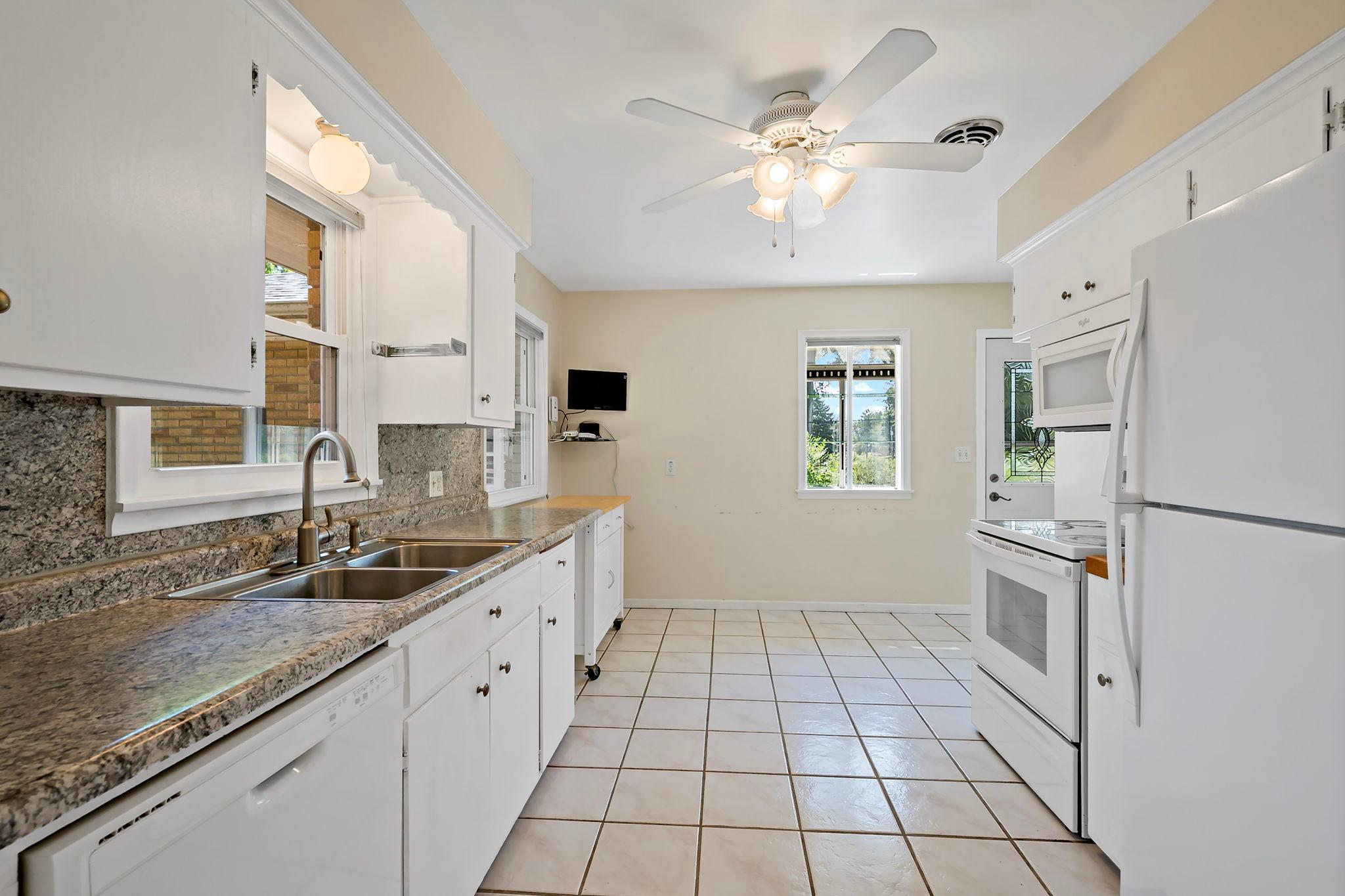 5th image of 10743 Zenith Ave S, Bloomington, MN 55431 | MLS# 7113339