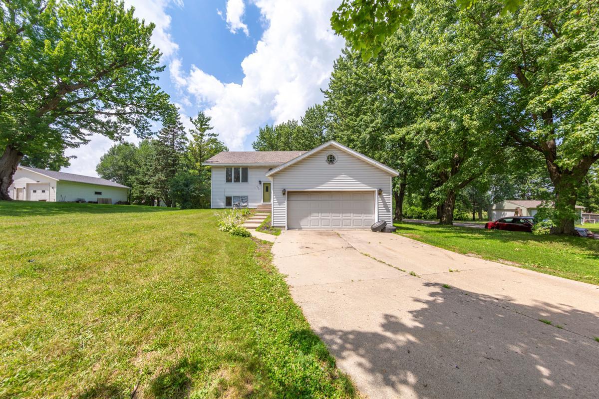 3rd image of 202 S Nicollet St, Winthrop, MN 55396 | MLS# 7113358