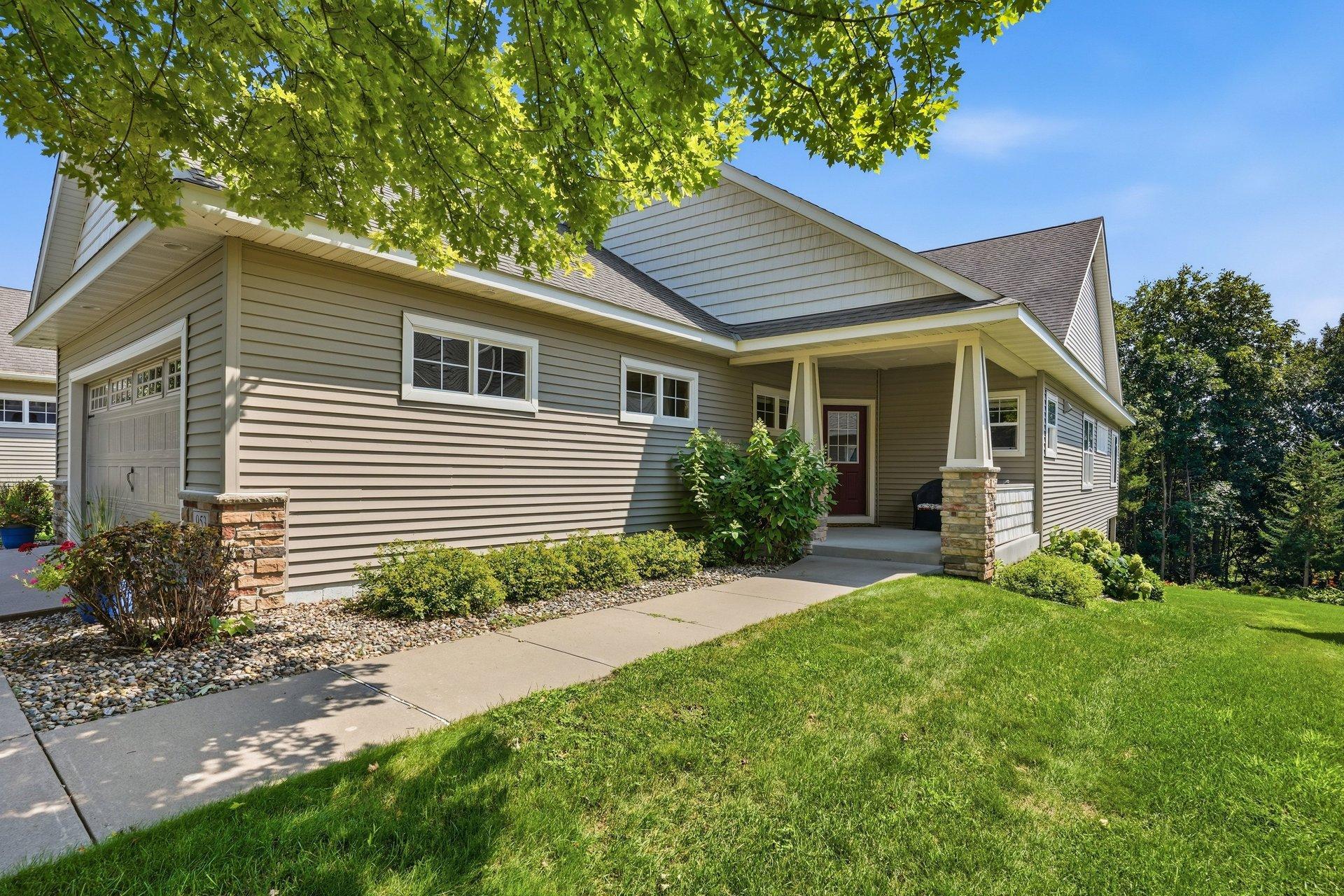 3rd image of 953 Firesteed Rdg, Waconia, MN 55387 | MLS# 7113386