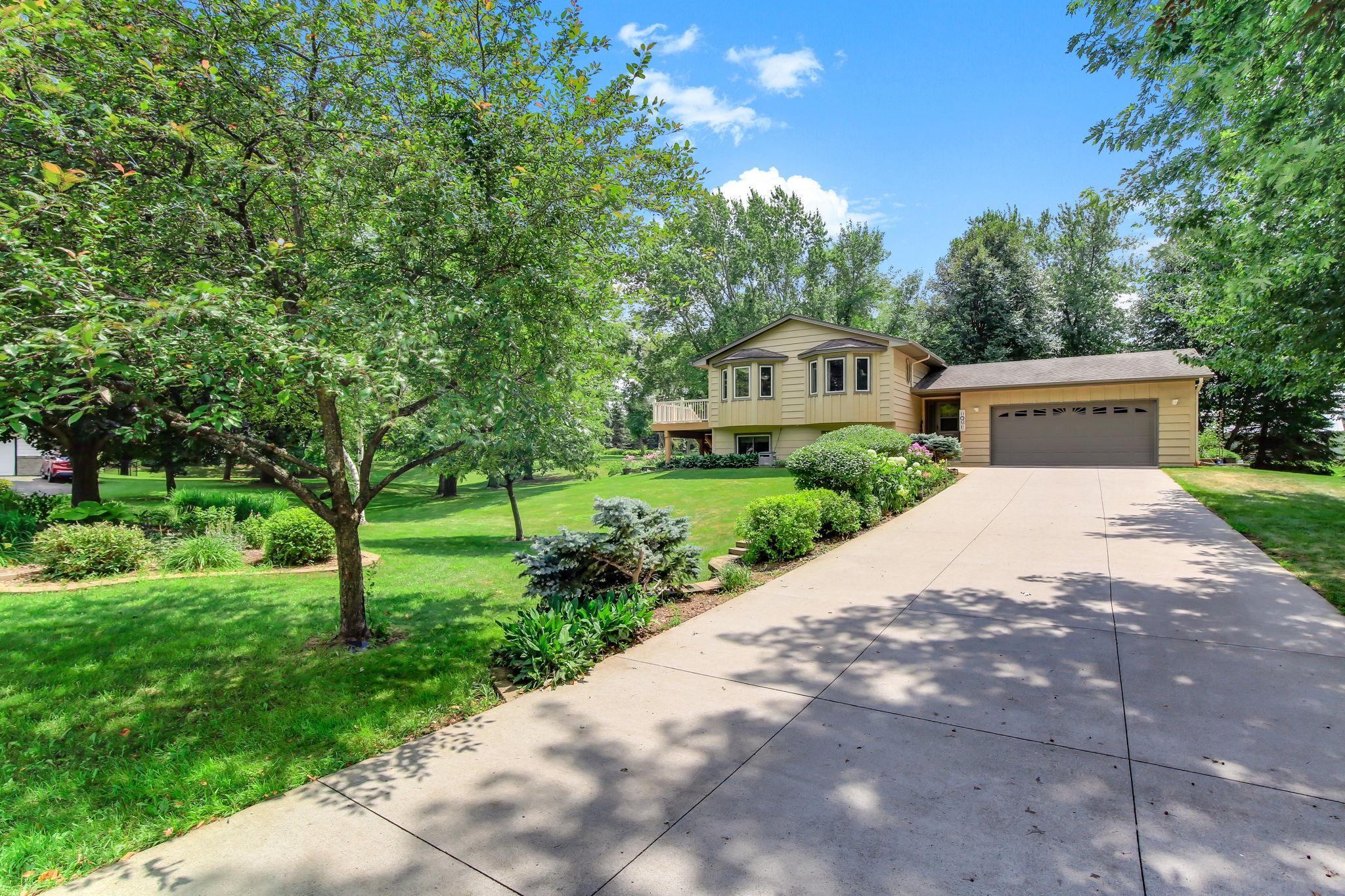 2nd image of 22365 Circle Ln, Rogers, MN 55374 | MLS# 7113388