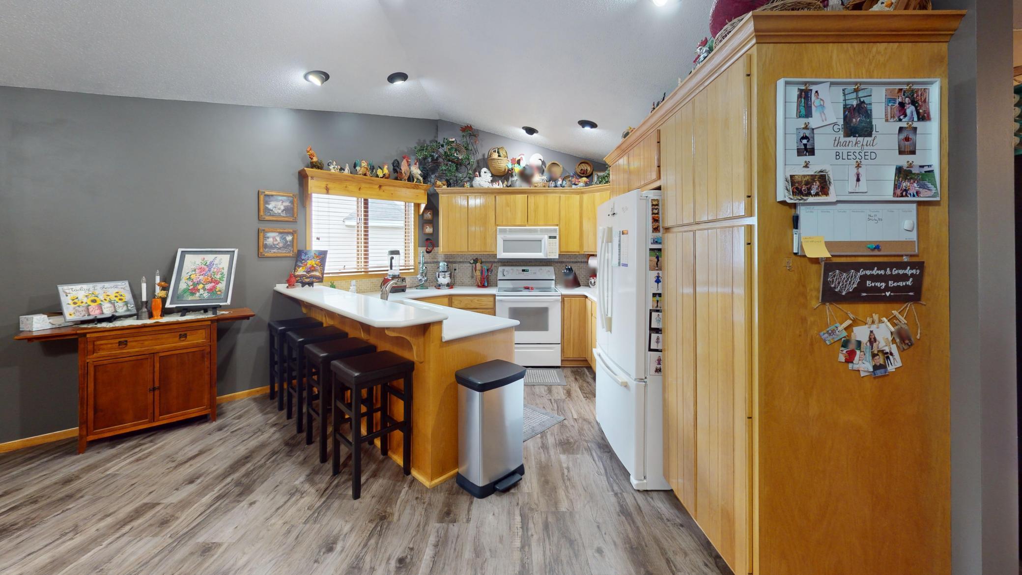 4th image of 1906 Greenwood Dr, Albert Lea, MN 56007 | MLS# 7113395