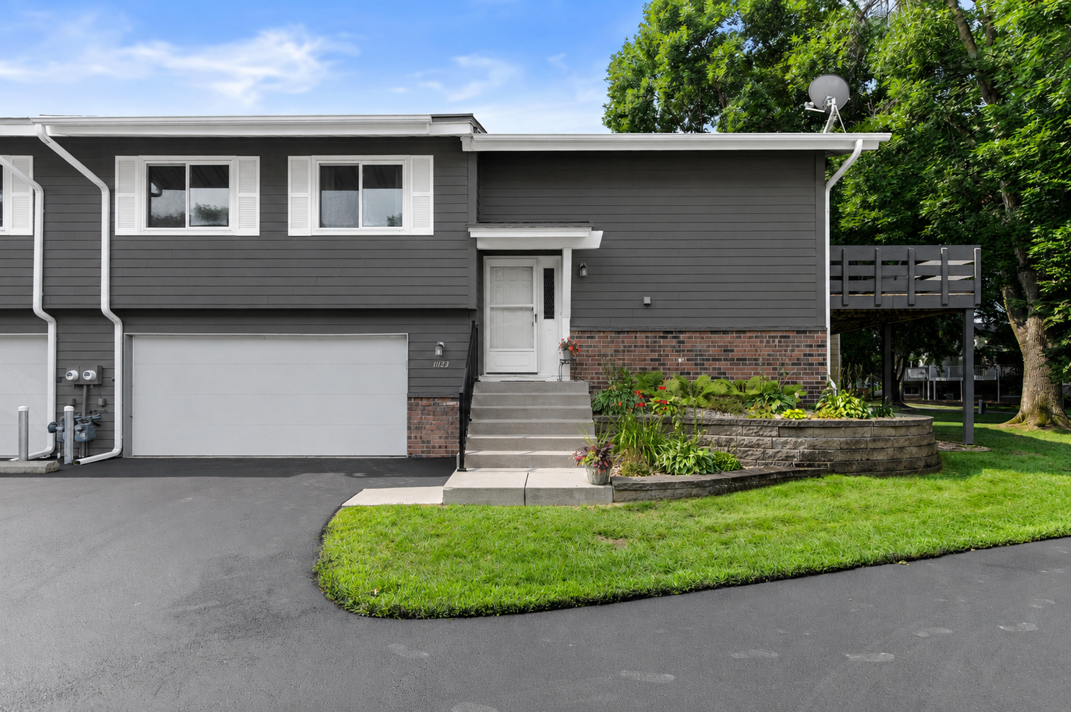2nd image of 11123 Xavier Cir, Minneapolis, MN 55437 | MLS# 7113400