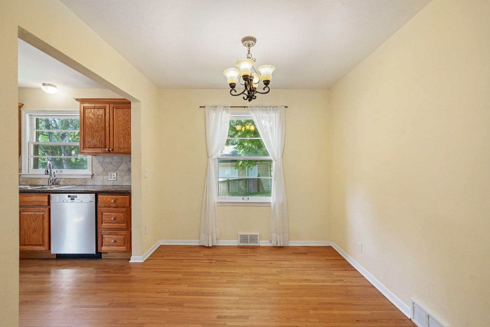 5th image of 1769 Pleasant St, Saint Paul, MN 55113 | MLS# 7113417