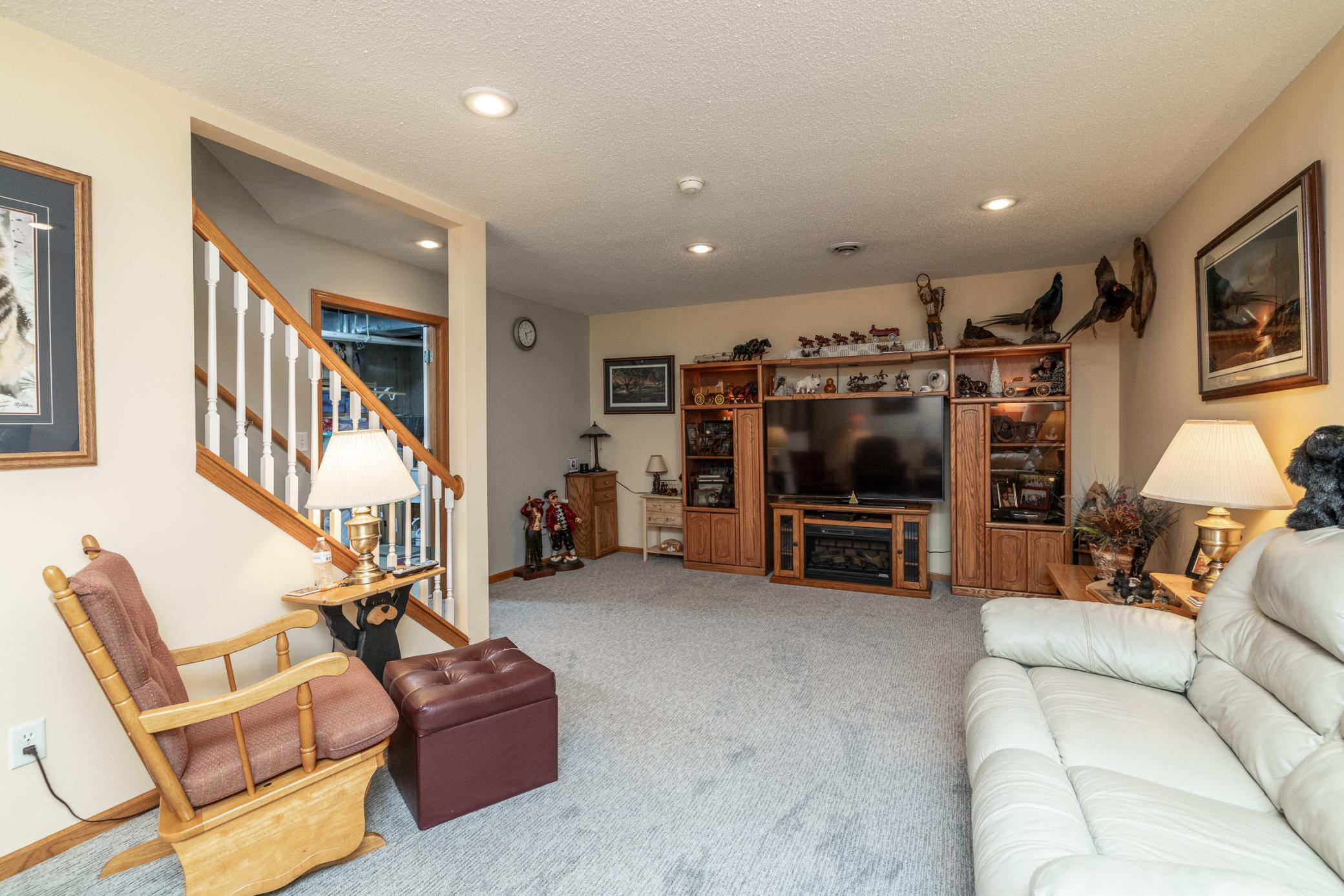 5th image of 15053 Dutchman Wy, Saint Paul, MN 55124 | MLS# 7113426