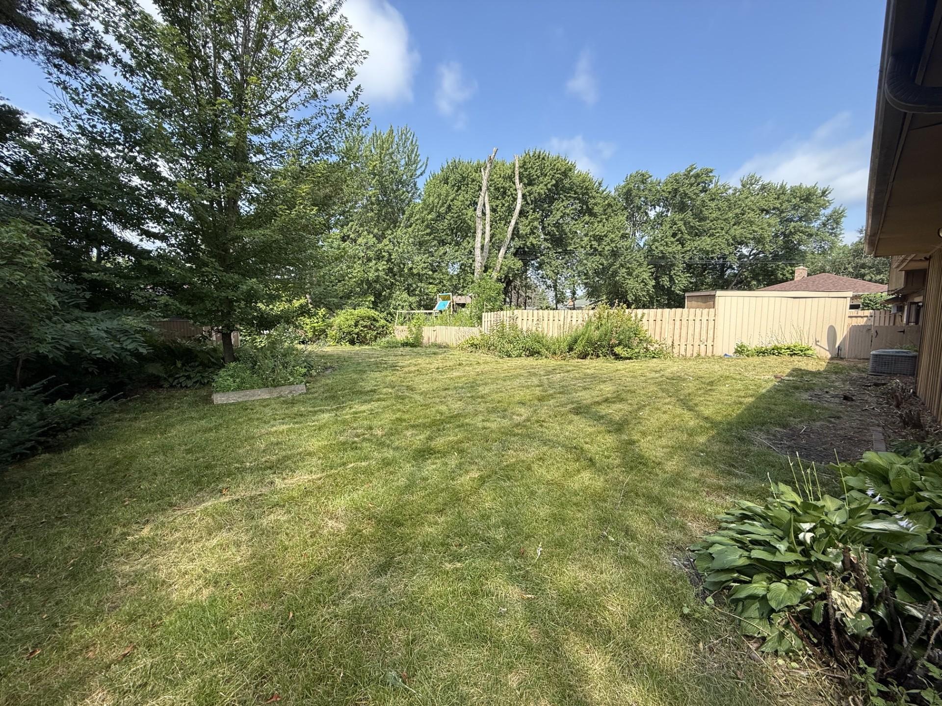 Homes for sale in Vadnais Heights, MN | 4497 S Oak Leaf Ct, Vadnais Heights, MN 55127 | MLS# 7113511