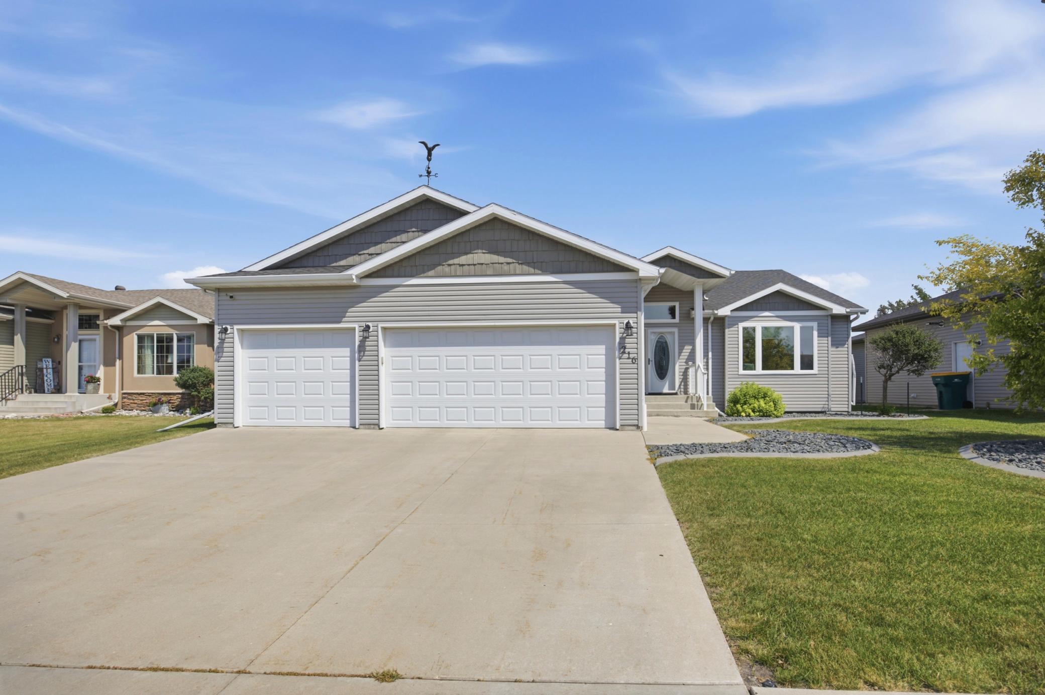 1st image of 216 30th Ave E, West Fargo, ND 58078 | MLS# 7113514