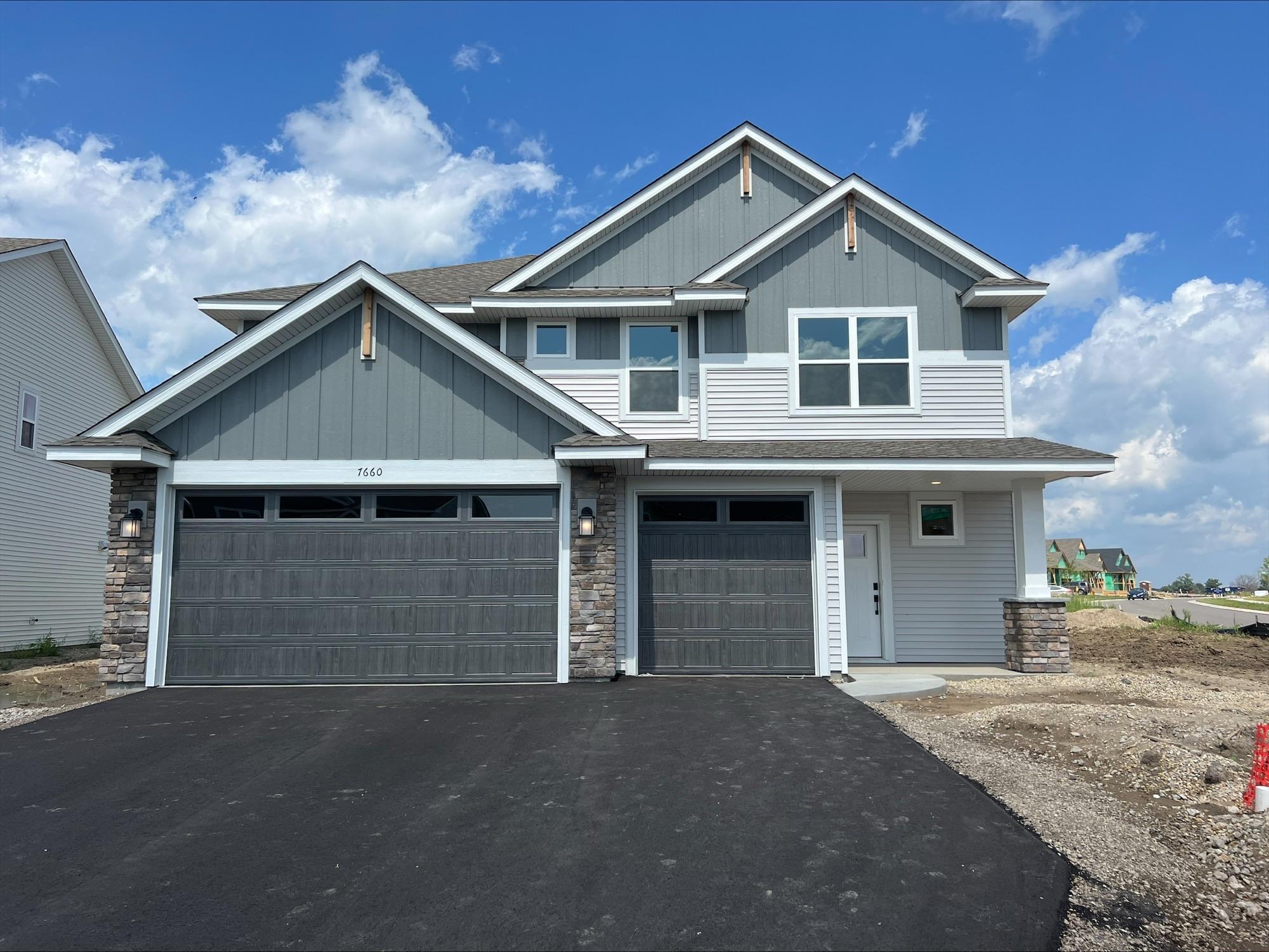 1st image of 7660 Lotus Ln, Hugo, MN 55038 | MLS# 7113522