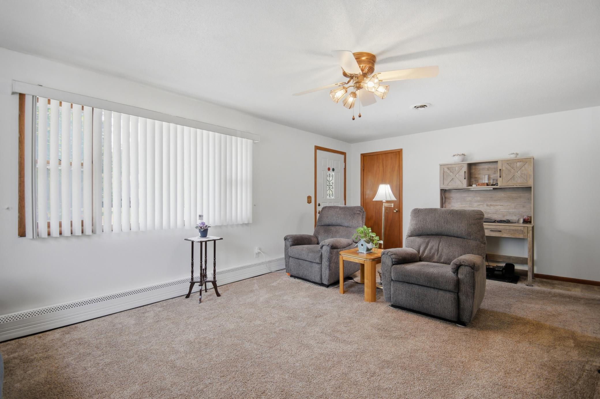 2nd image of 922 Westwood Dr, Faribault, MN 55021 | MLS# 7113531