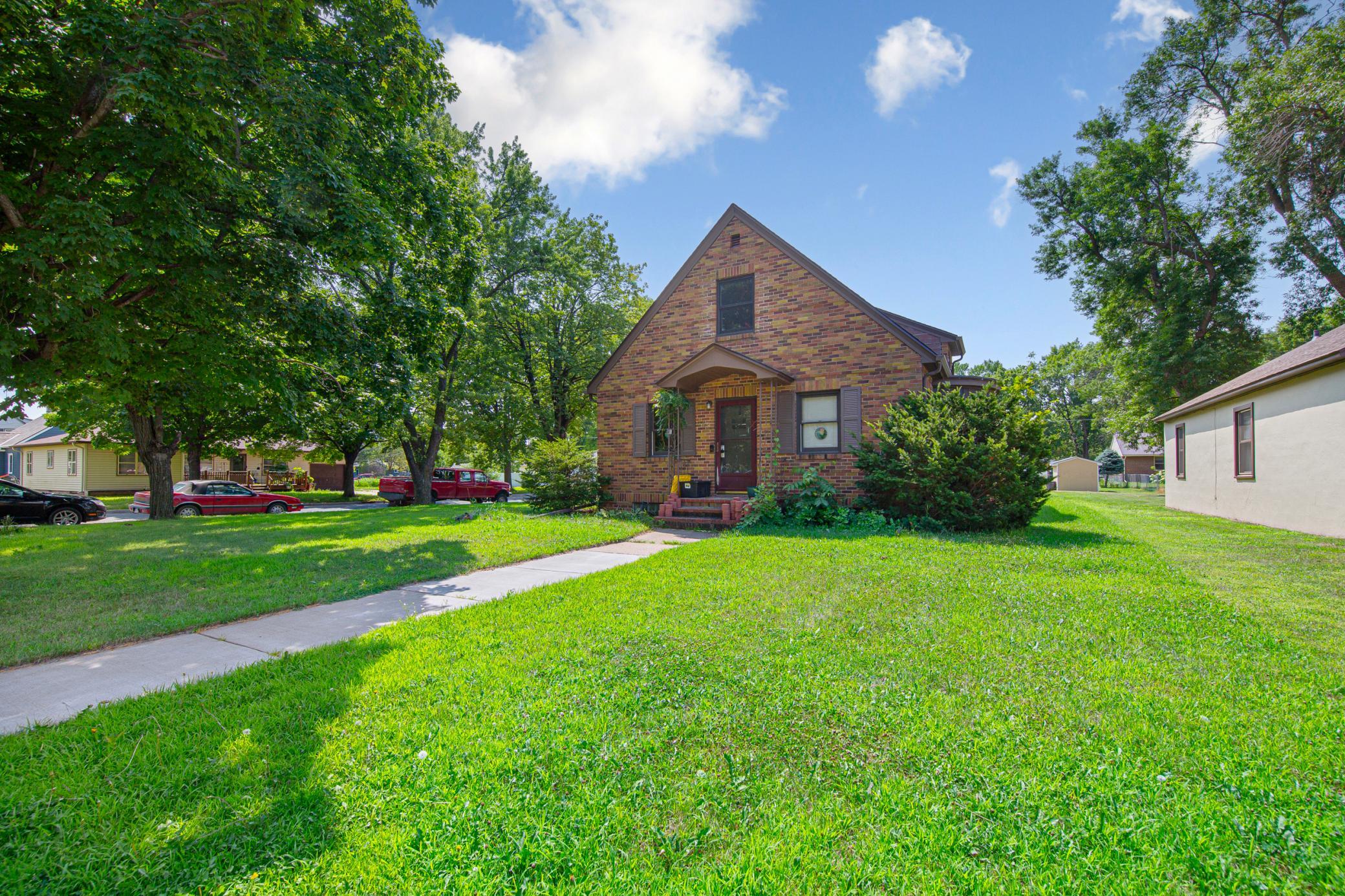 2nd image of 116 E Clinton St, Arlington, MN 55307 | MLS# 7113587