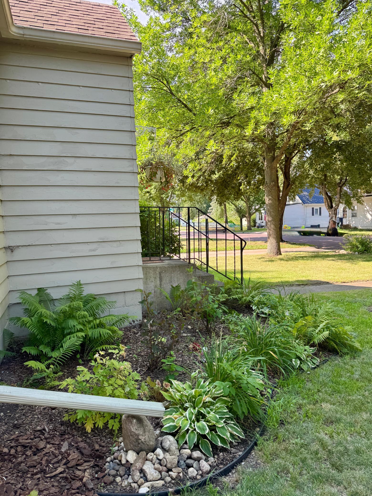 Homes for sale in Redwood Falls, MN | 515 N Halvorson St, Redwood Falls, MN 56283 | MLS# 7113604