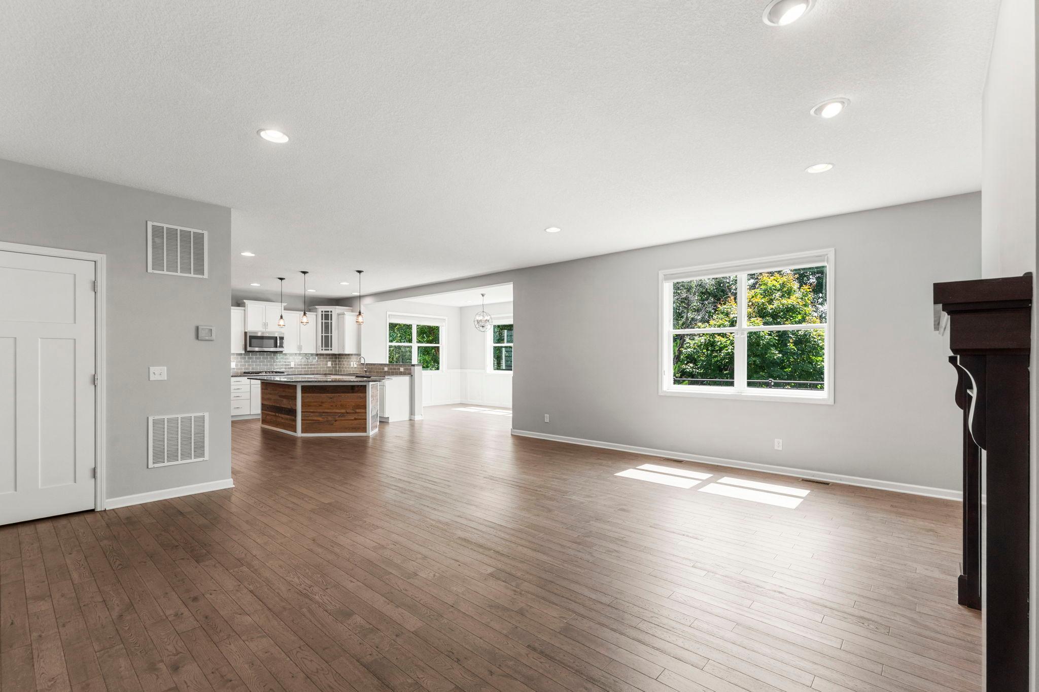 3rd image of 6336 Kimberly Ln N, Maple Grove, MN 55311 | MLS# 7113650