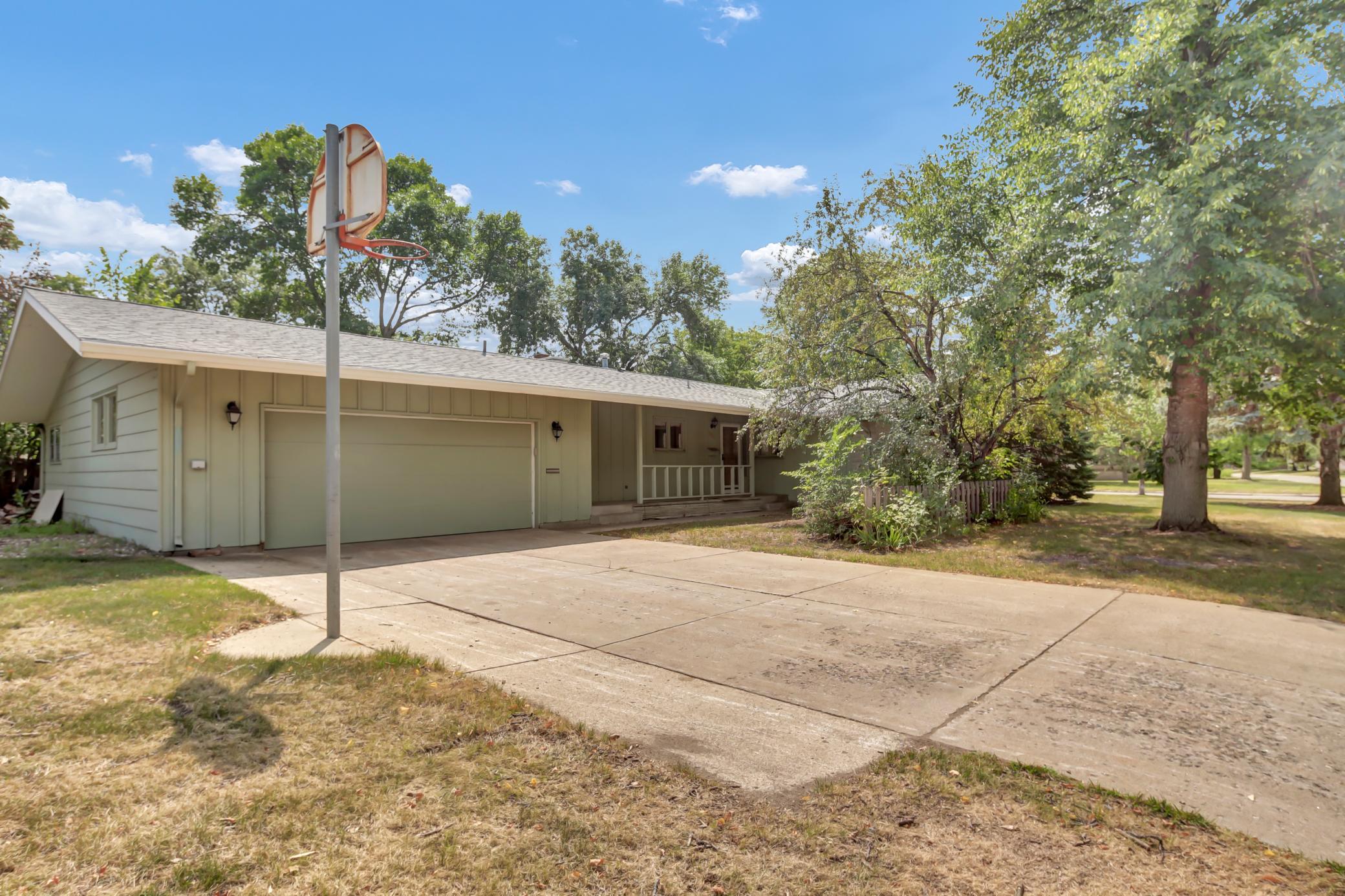 2nd image of 1000 24th Ave N, Saint Cloud, MN 56303 | MLS# 7113672