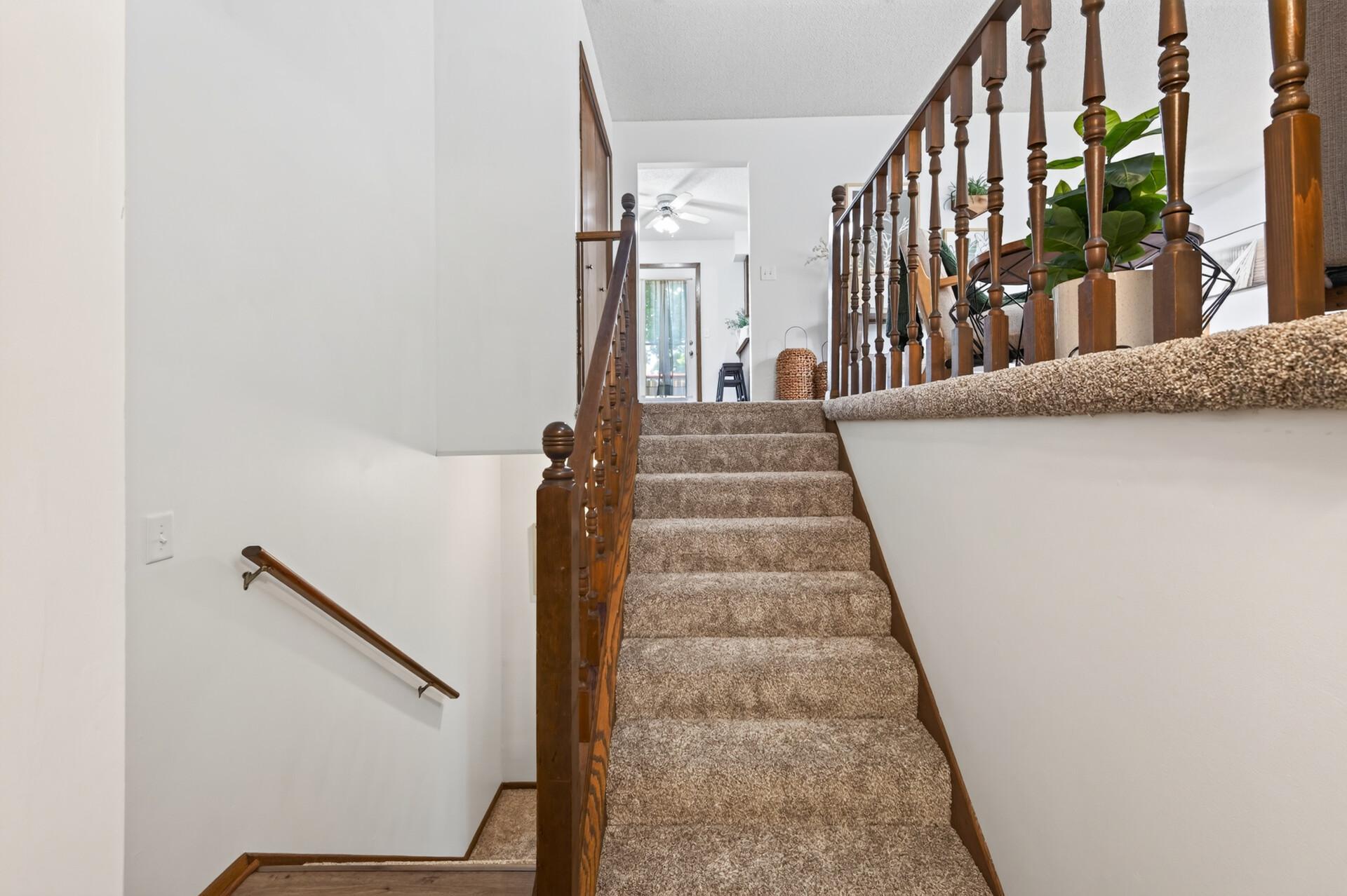 4th image of 10665 Hummingbird St Nw, Minneapolis, MN 55433 | MLS# 7113683