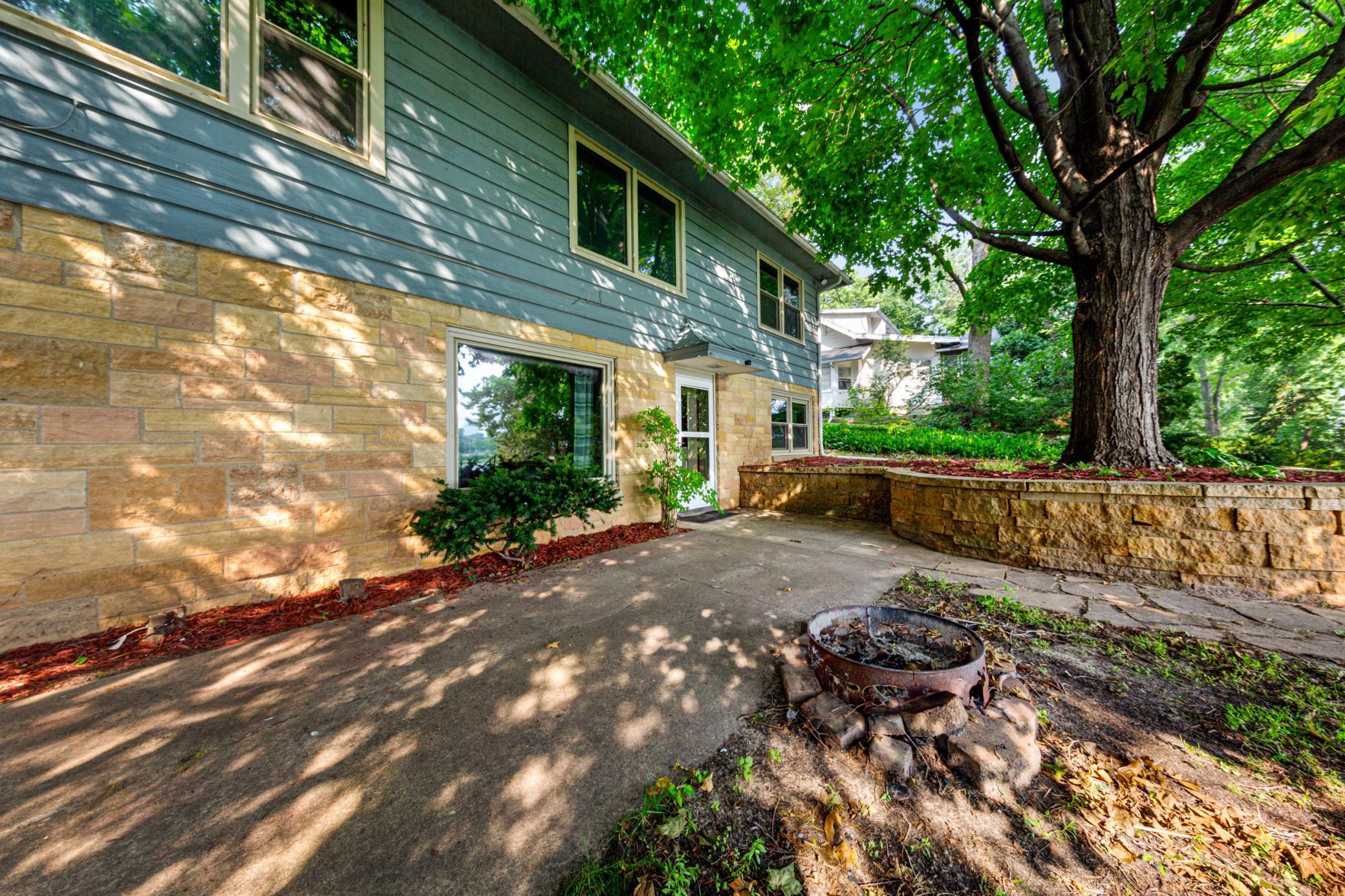 3rd image of 114 14Th St Ne, Rochester, MN 55906 | MLS# 7113684