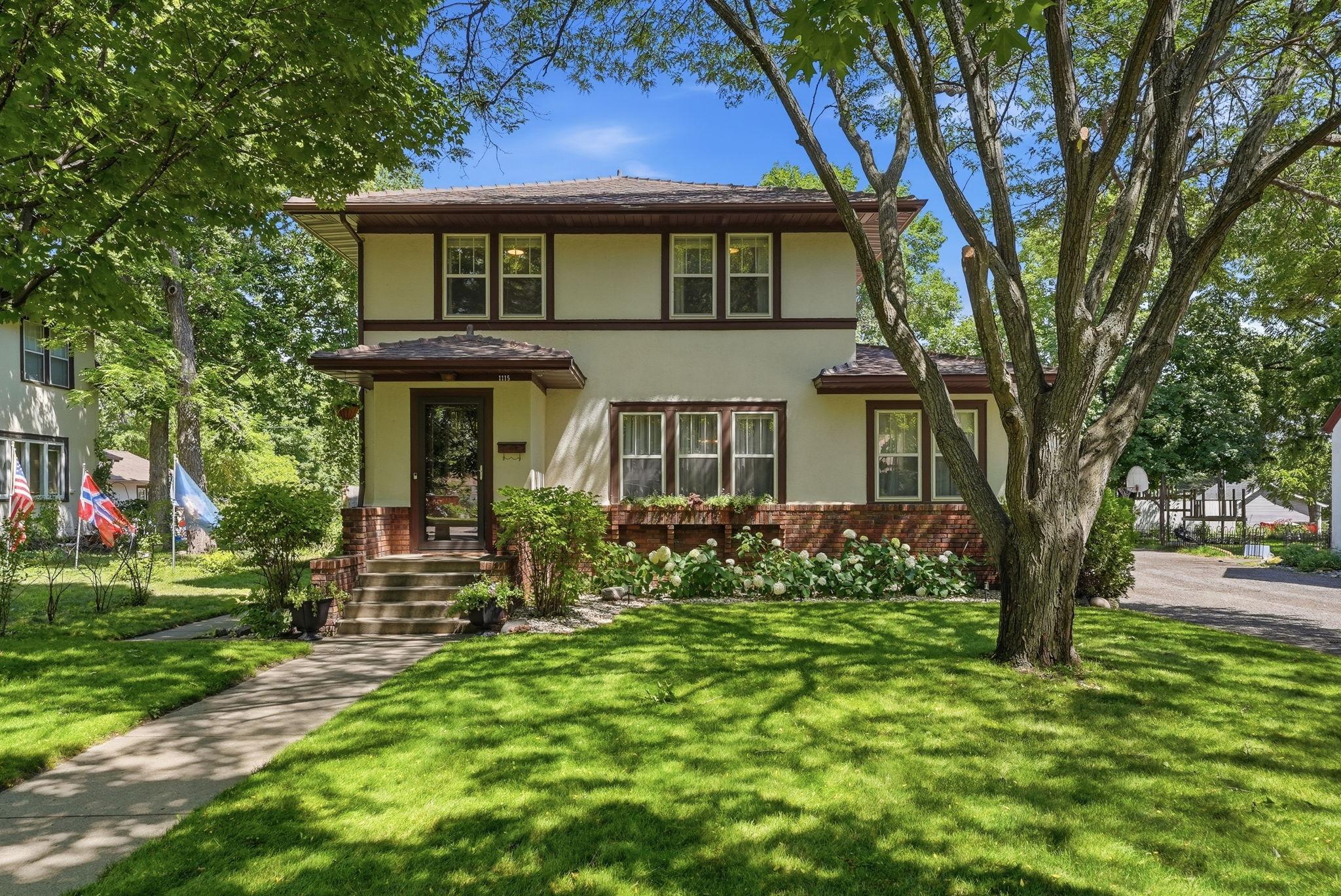 2nd image of 1115 Douglas St, Alexandria, MN 56308 | MLS# 7113686
