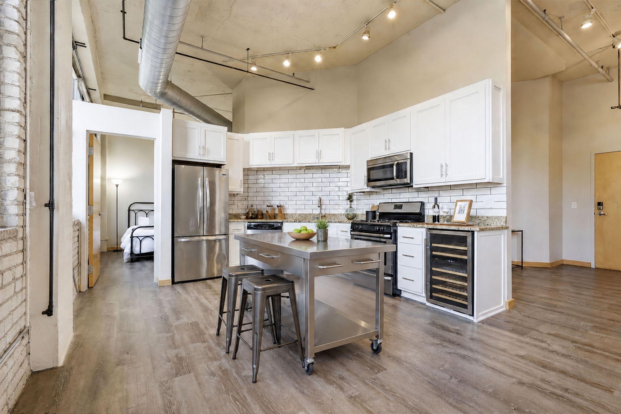 3rd image of 1901 E Hennepin Ave #104, Minneapolis, MN 55413 | MLS# 7113694
