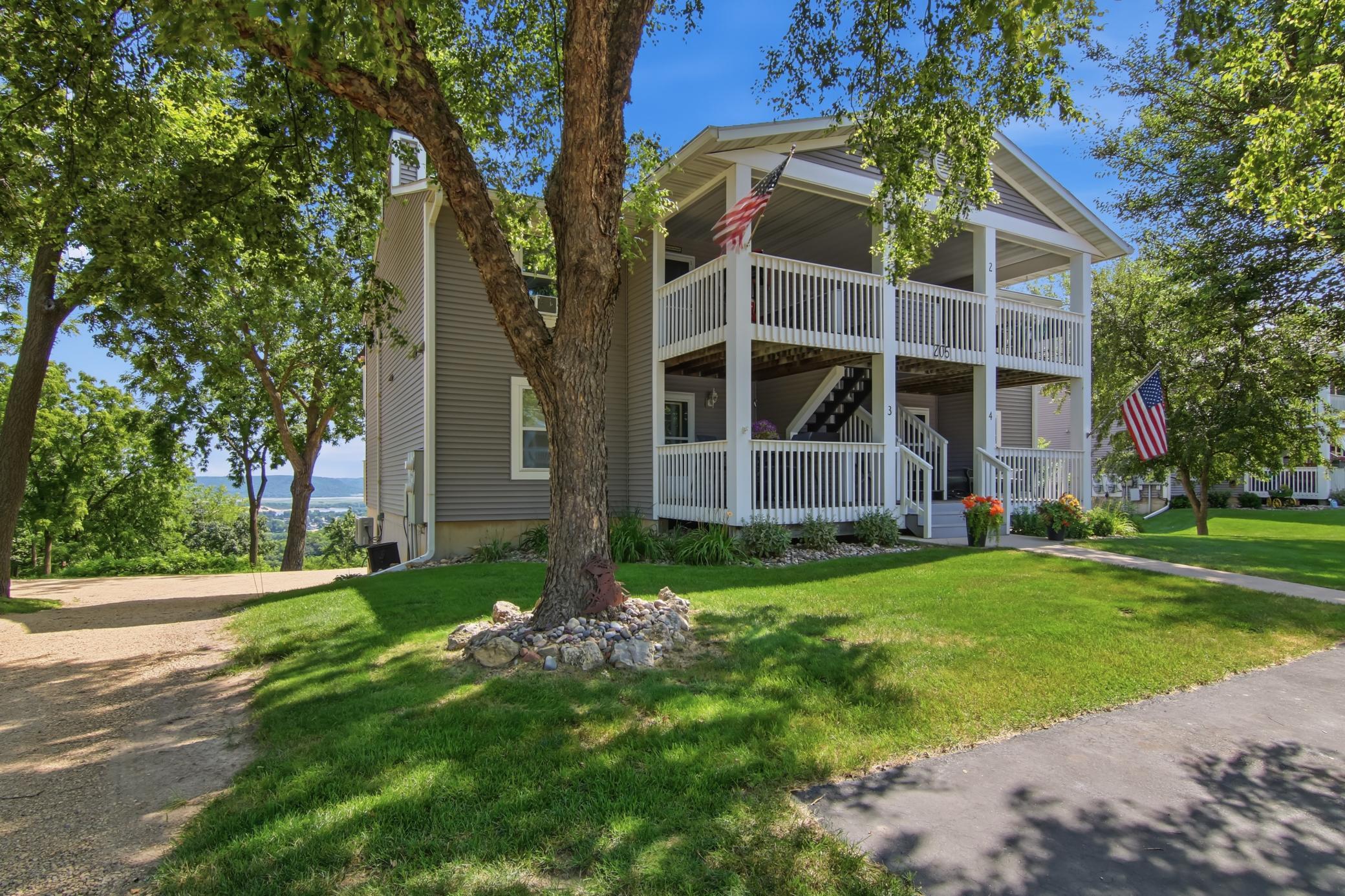 Homes for sale in Wabasha, MN | 205 Alpine Rdg #5, Wabasha, MN 55981 | MLS# 7113713