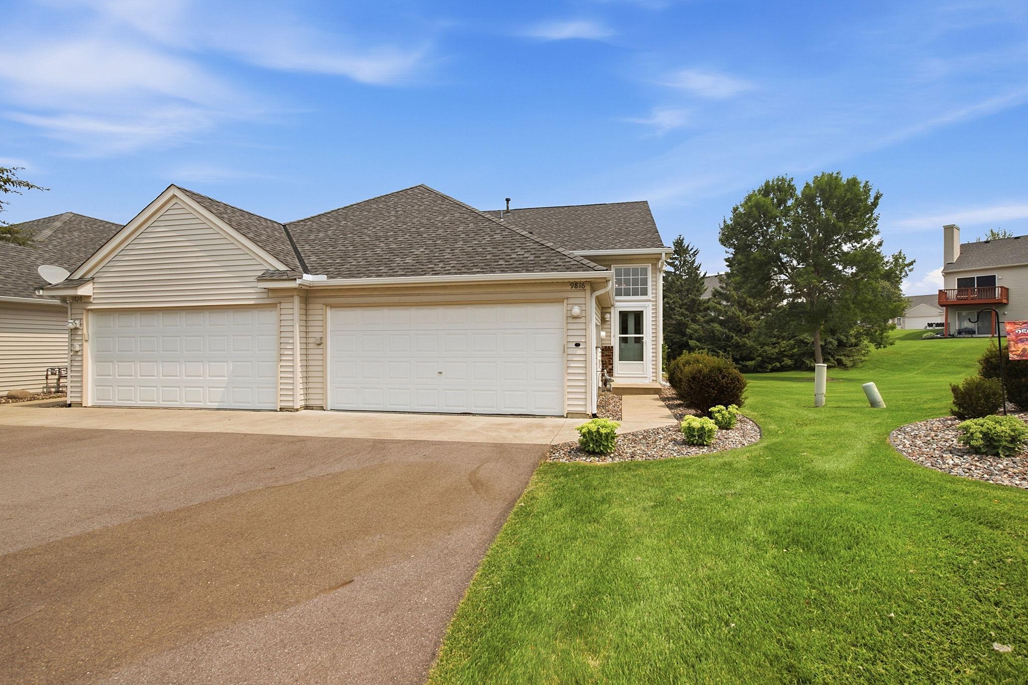 1st image of 9816 Zinnia Ln N, Maple Grove, MN 55369 | MLS# 7113743