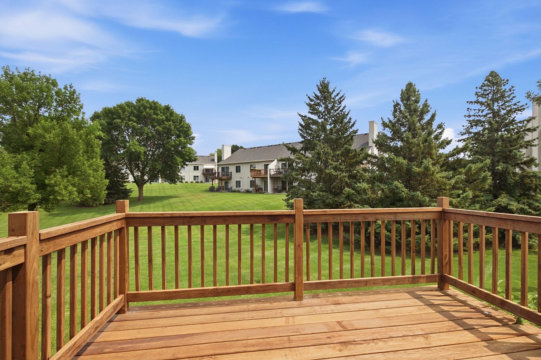 4th image of 9816 Zinnia Ln N, Maple Grove, MN 55369 | MLS# 7113743