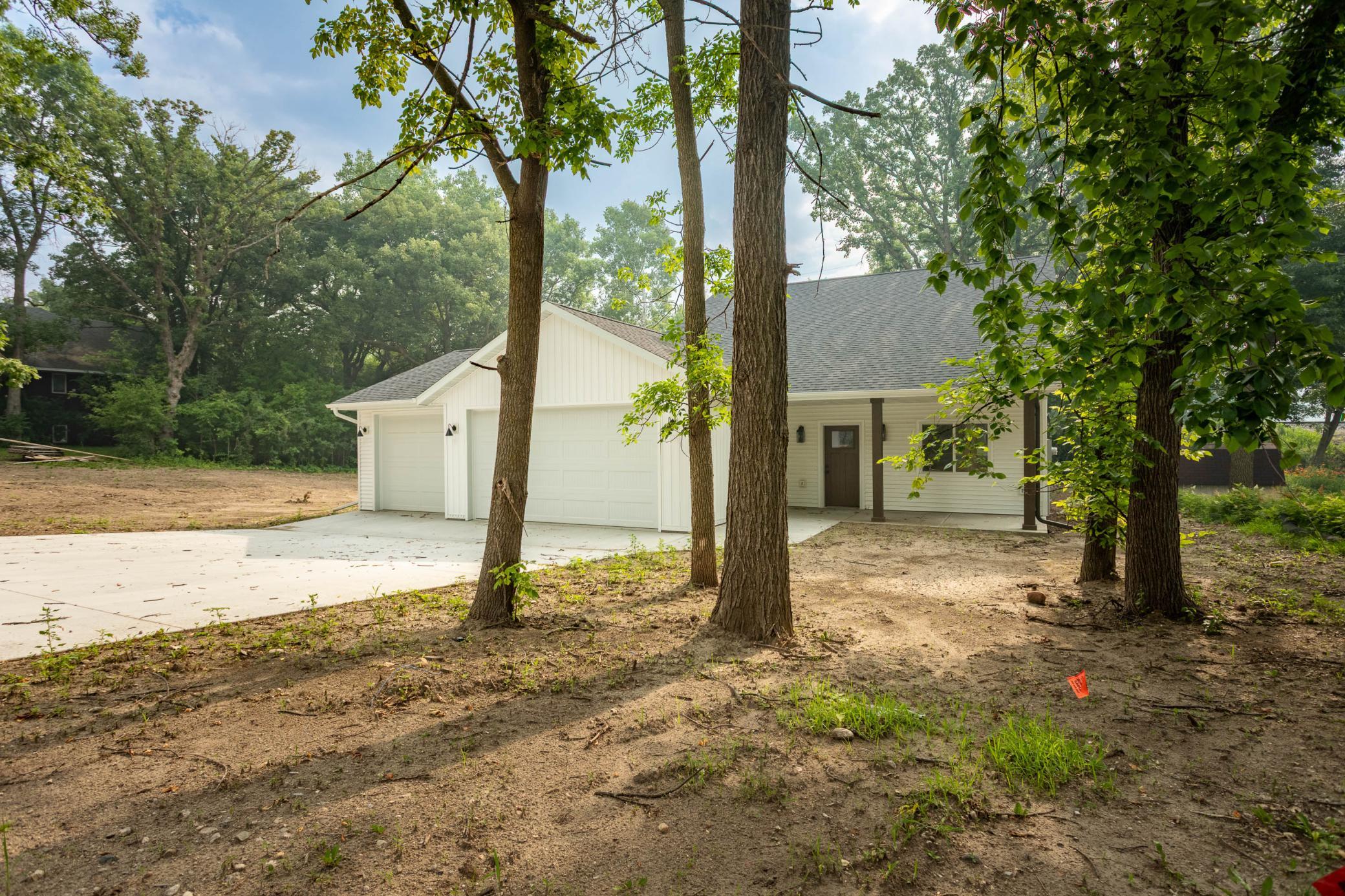40th image of 1011 Nokomis St, Alexandria, MN 56308 | MLS# 7113745