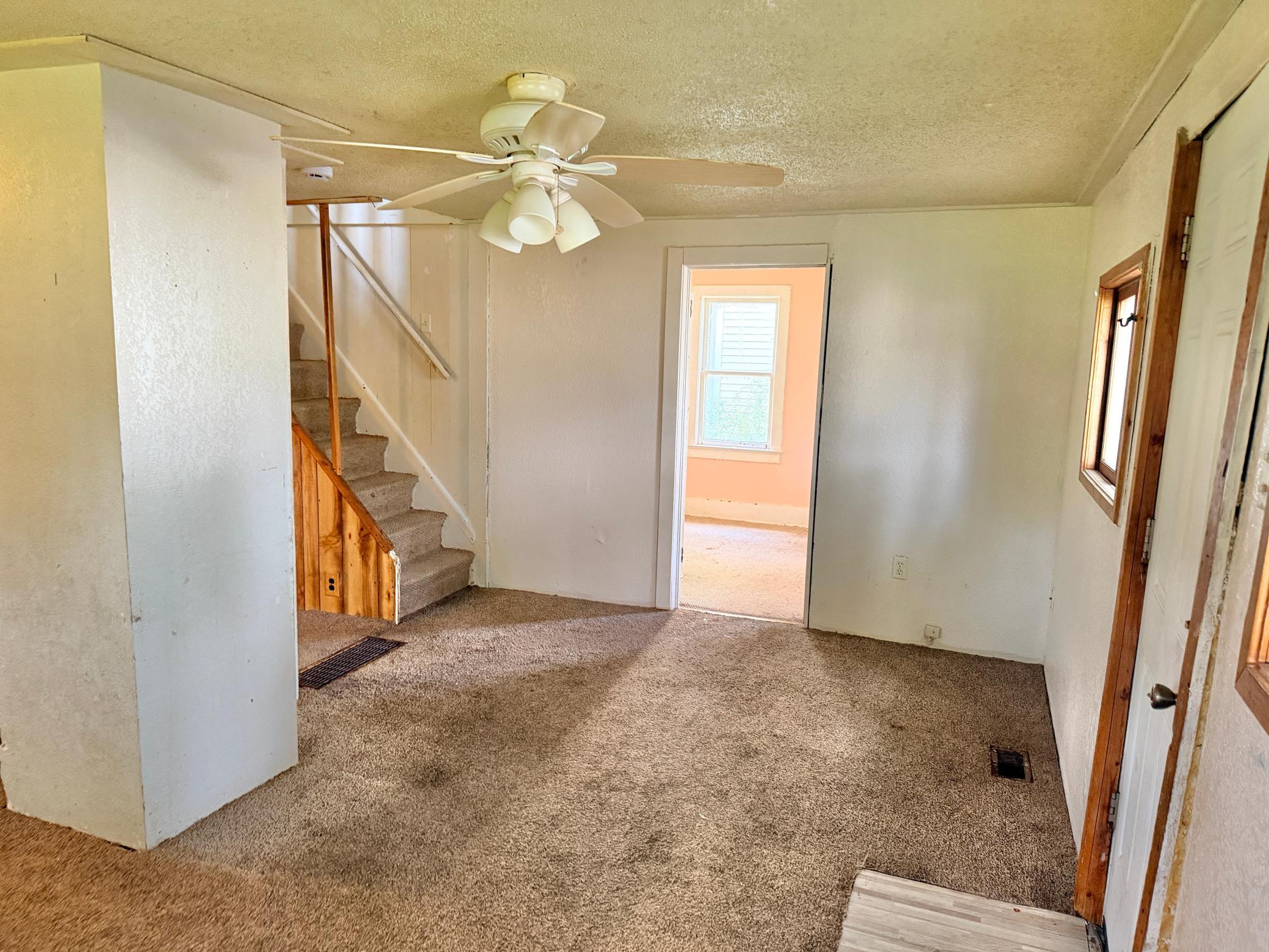 4th image of 808 5Th Ave Ne, Austin, MN 55912 | MLS# 7113753