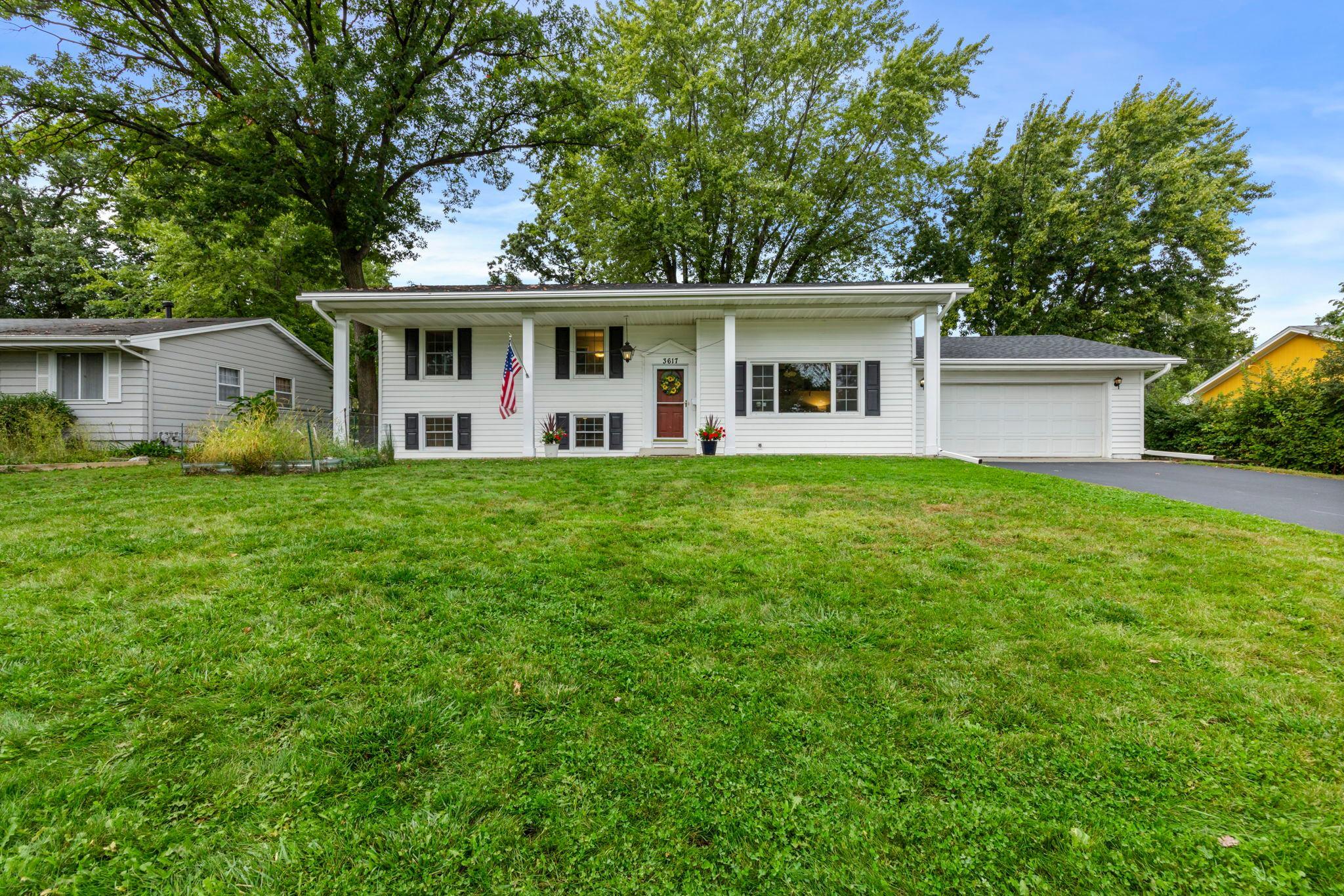 1st image of 3617 Ensign Ave N, New Hope, MN 55427 | MLS# 7113756