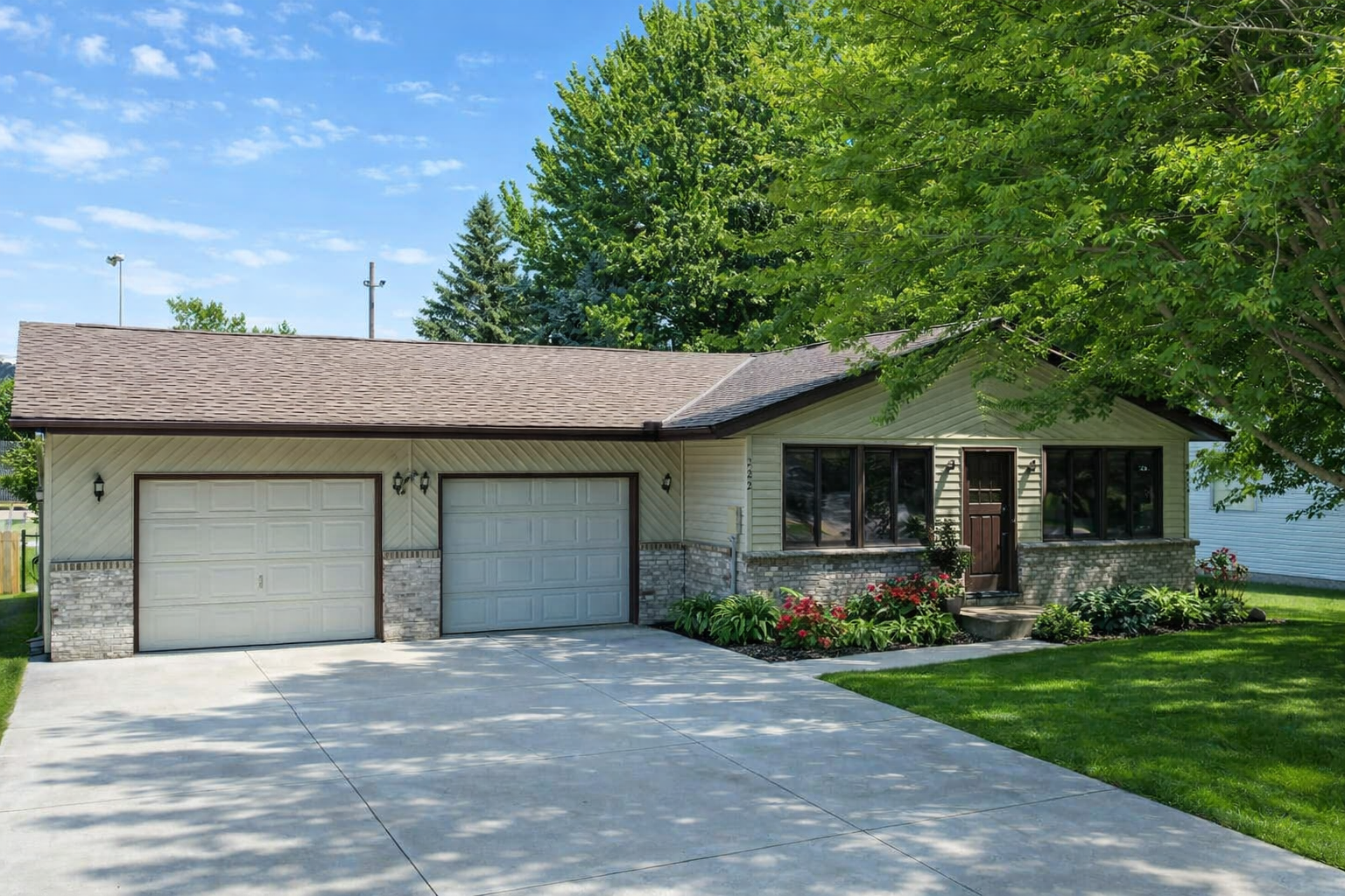 1st image of 222 7th Ave Nw, Lonsdale, MN 55046 | MLS# 7113789