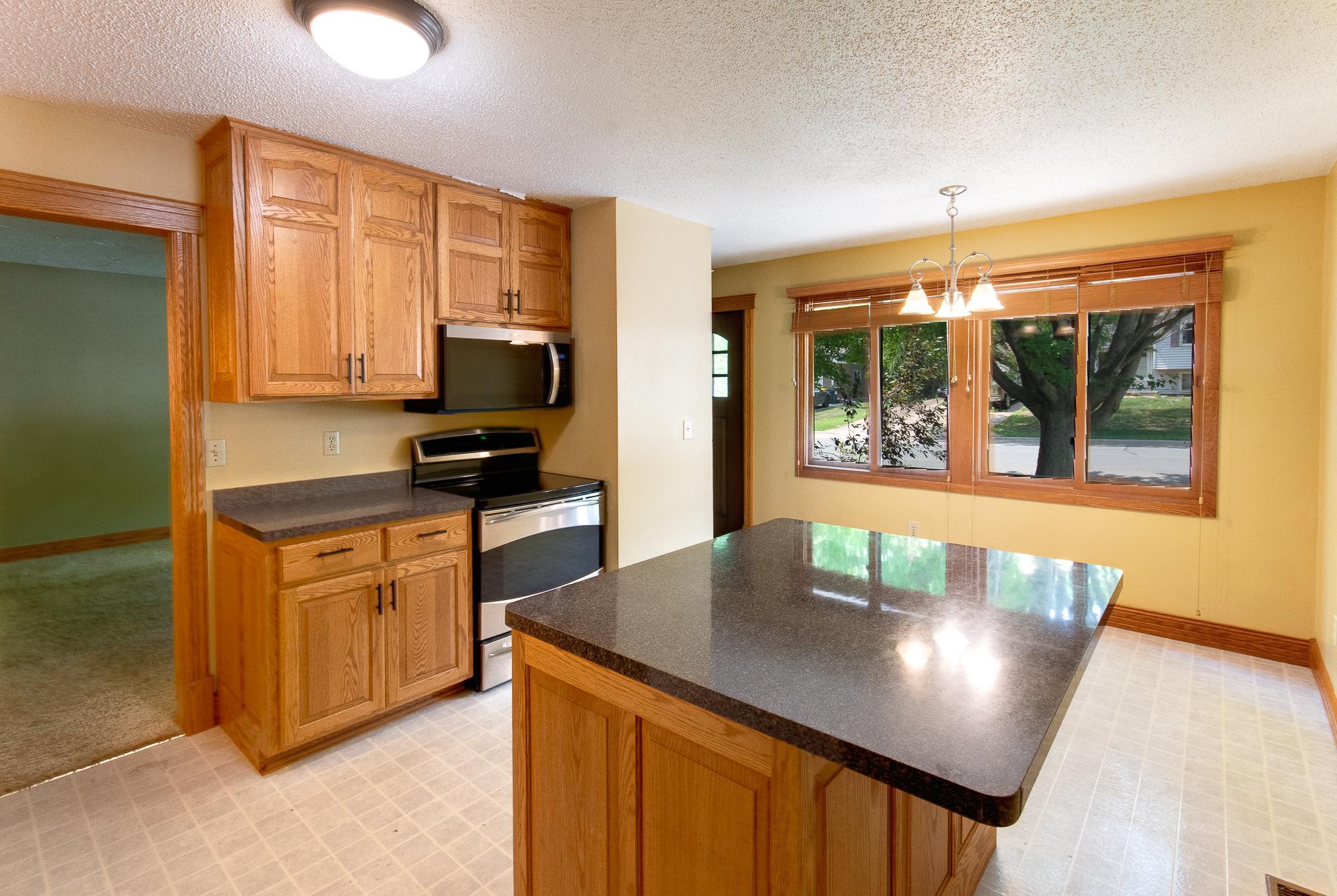 5th image of 222 7Th Ave Nw, Lonsdale, MN 55046 | MLS# 7113789