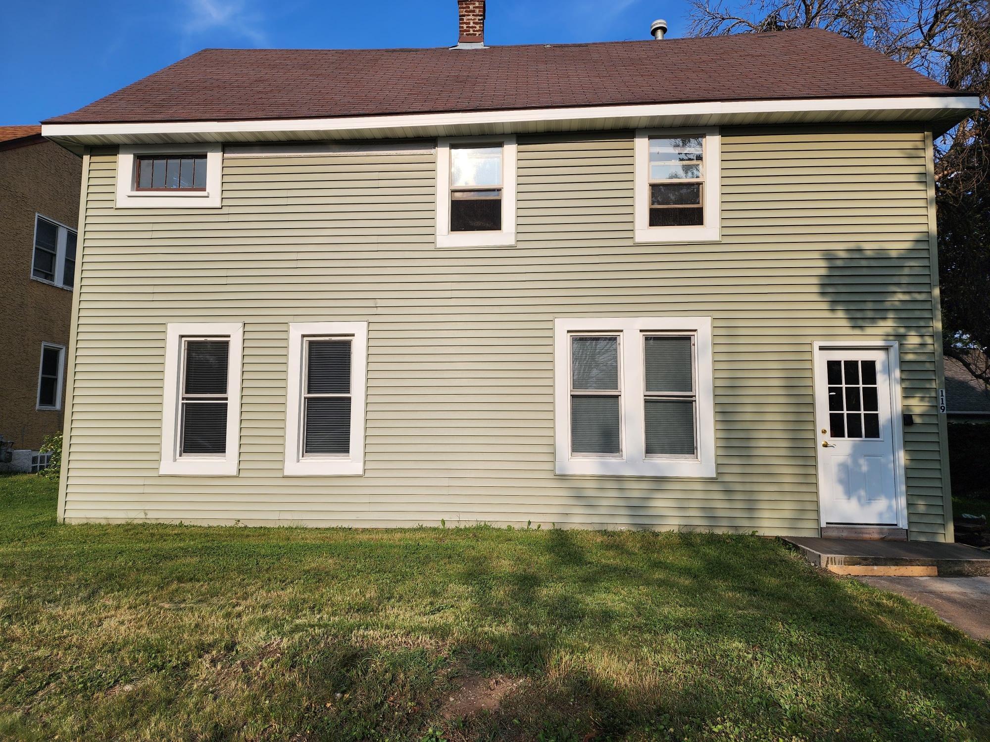 2nd image of 119 10th Ave S, South Saint Paul, MN 55075 | MLS# 7113835