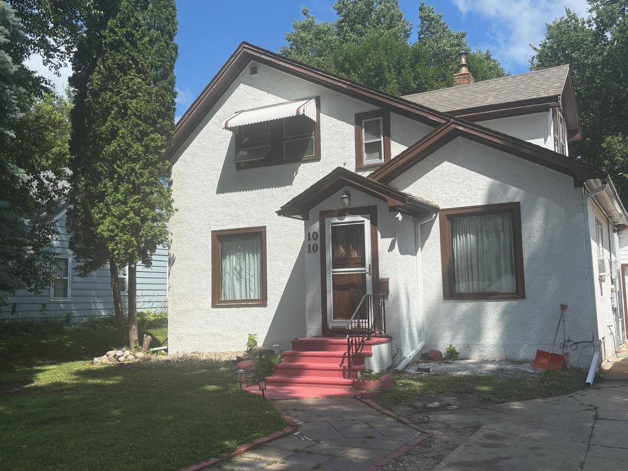 1st image of 1010 Trott Ave Sw, Willmar, MN 56201 | MLS# 7113848