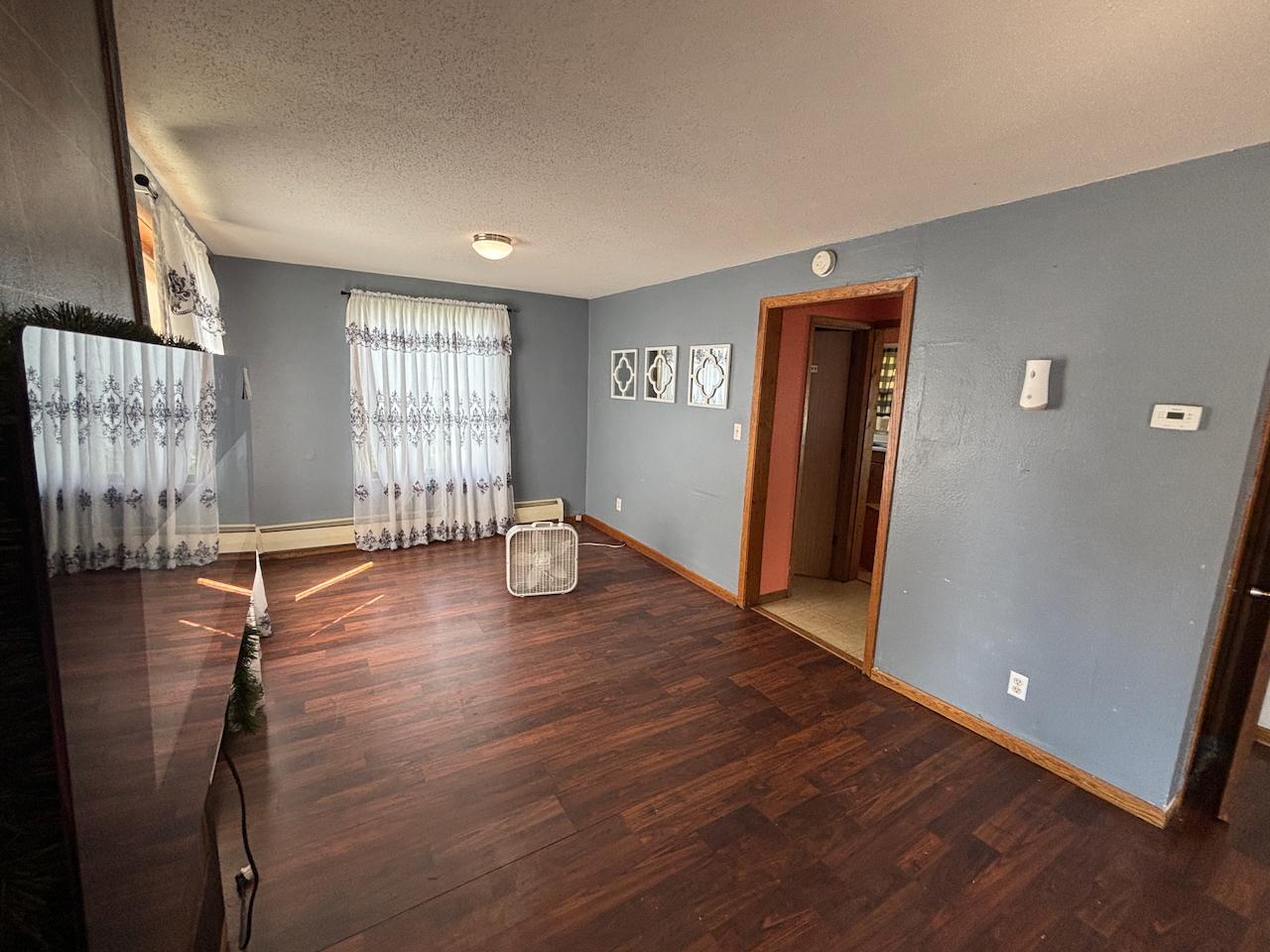 3rd image of 1010 Trott Ave Sw, Willmar, MN 56201 | MLS# 7113848
