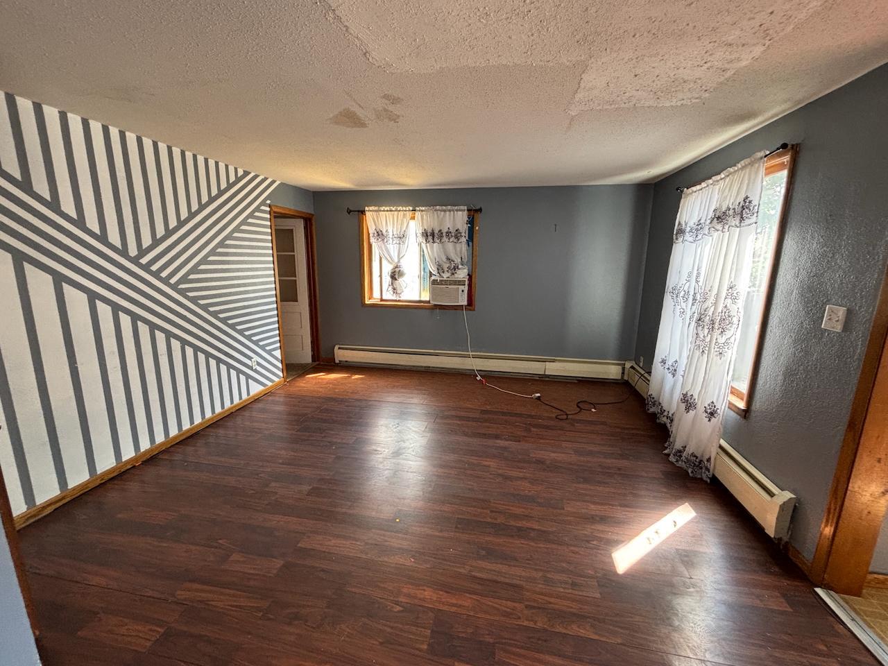 4th image of 1010 Trott Ave Sw, Willmar, MN 56201 | MLS# 7113848