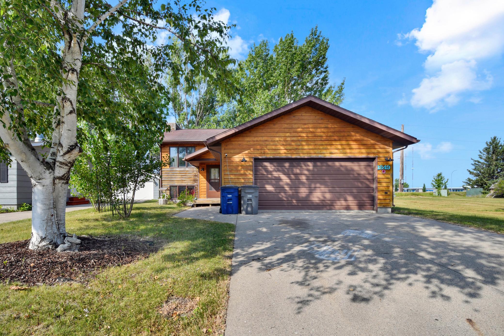 1st image of 1849 29th Street Cir S, Moorhead, MN 56560 | MLS# 7113850