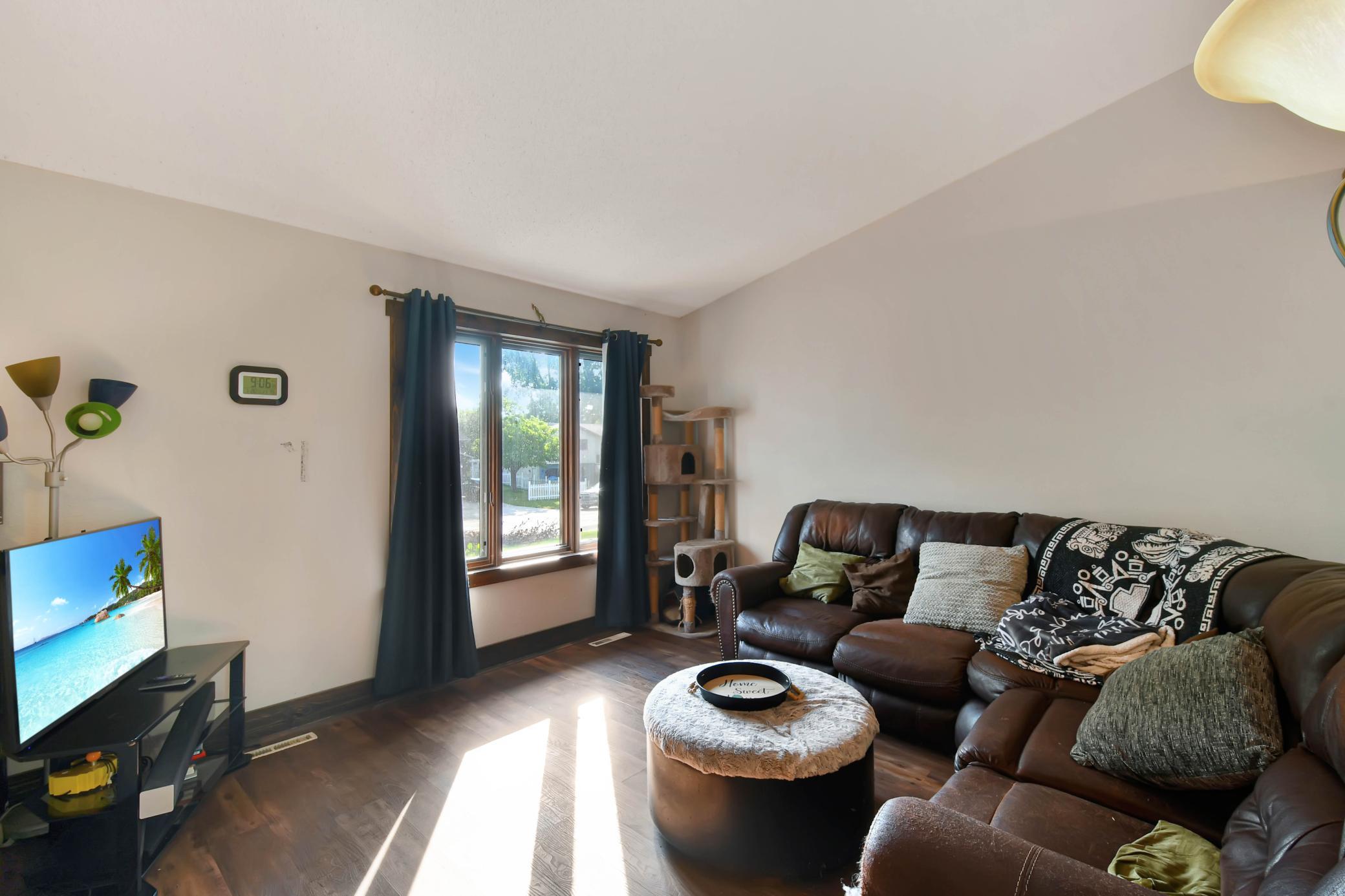 4th image of 1849 29Th Street Cir S, Moorhead, MN 56560 | MLS# 7113850