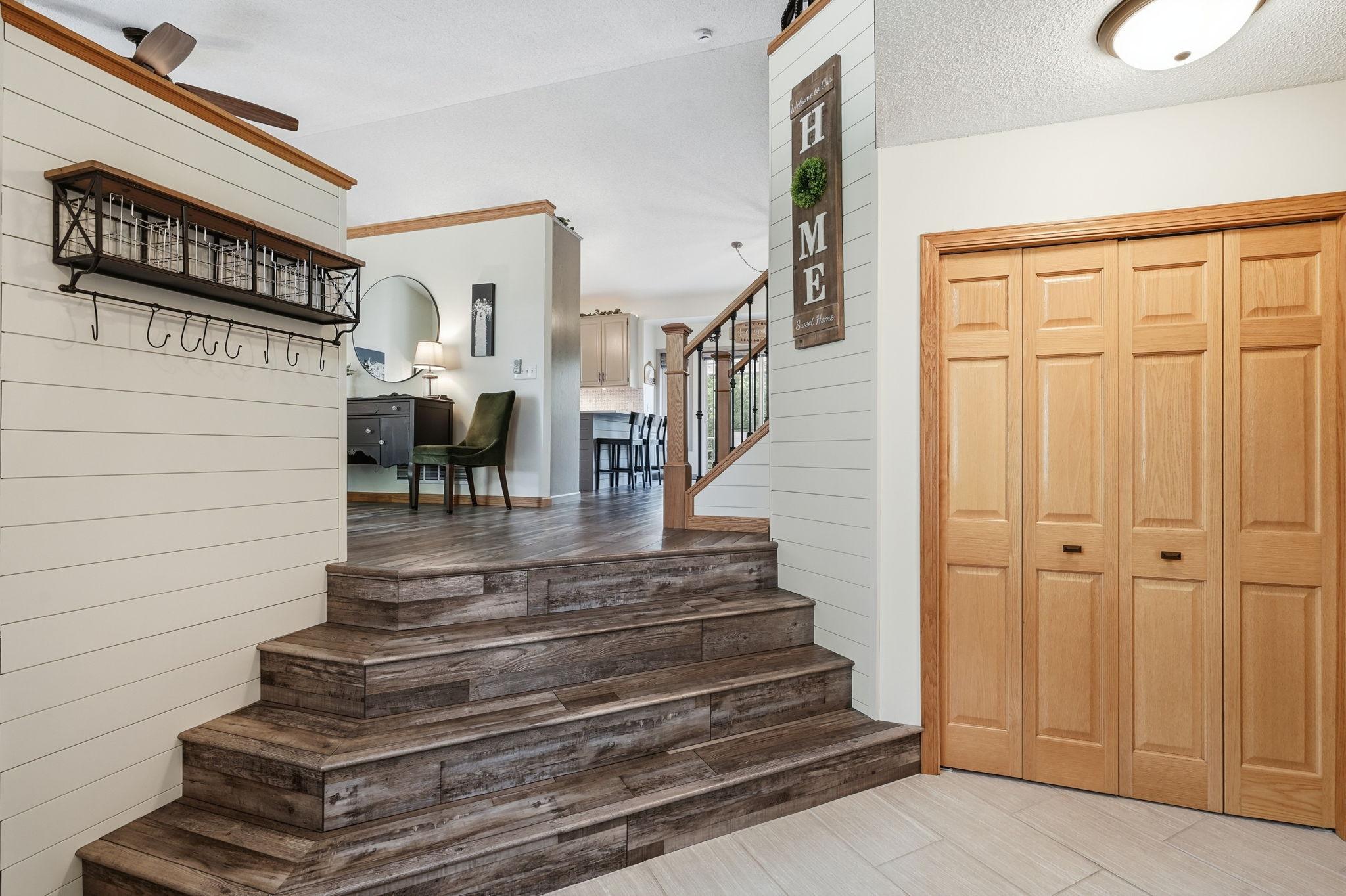 4th image of 10444 Karston Cir, Albertville, MN 55301 | MLS# 7113854
