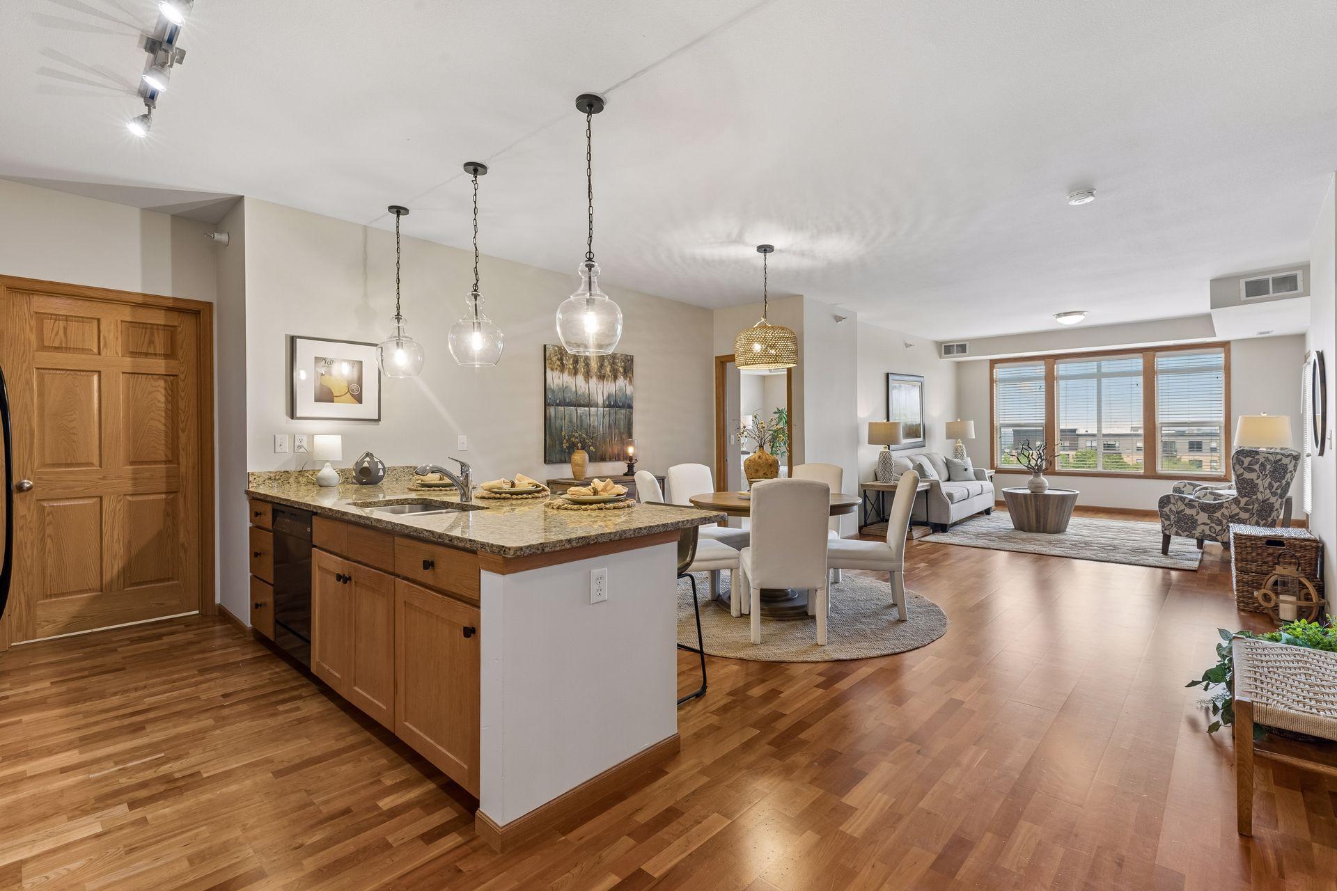 3rd image of 12501 Nicollet Ave #310, Burnsville, MN 55337 | MLS# 7113866