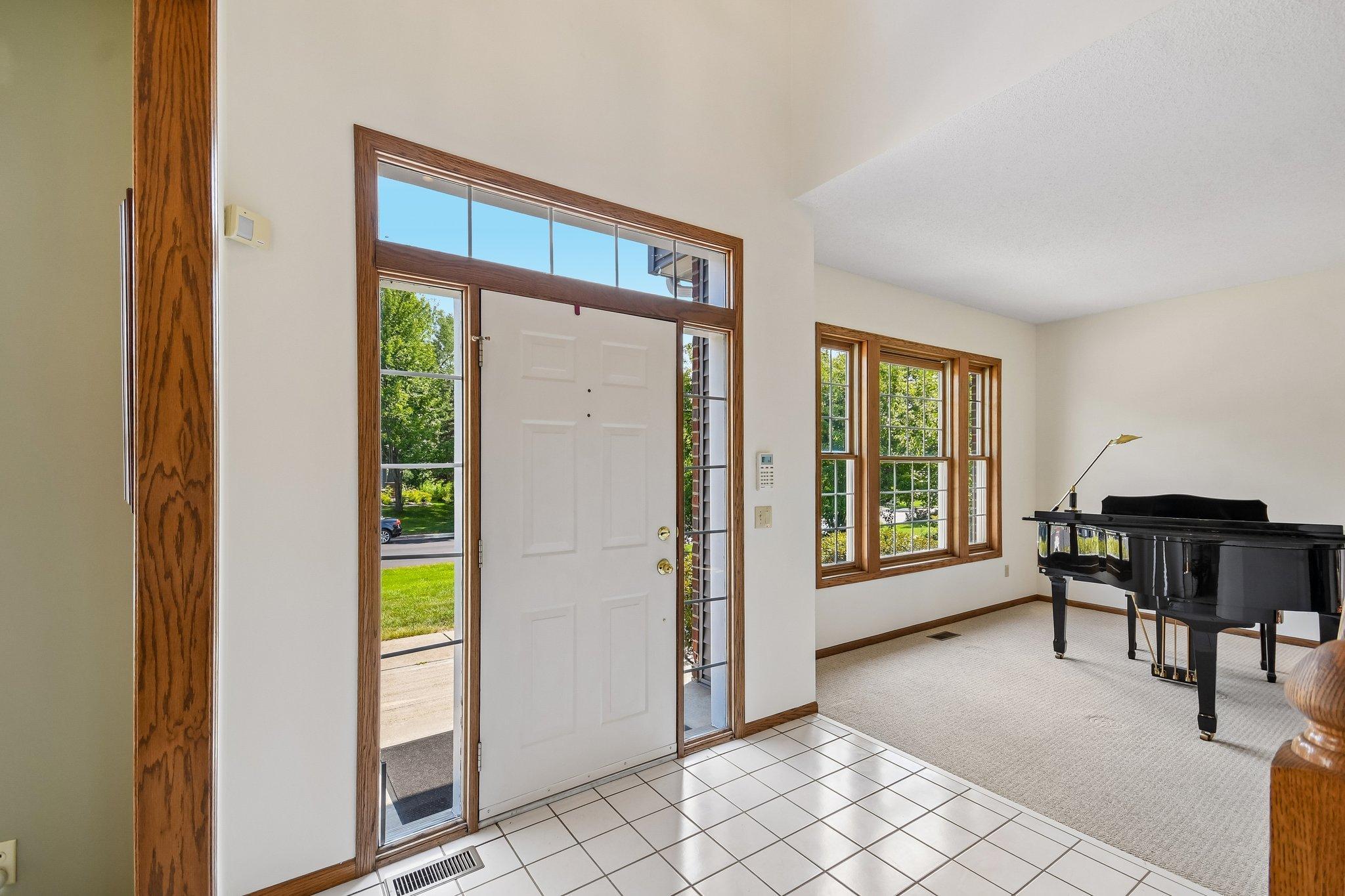 Homes for sale in Mendota Heights, MN | 503 Abbey Wy, Mendota Heights, MN 55120 | MLS# 7113868