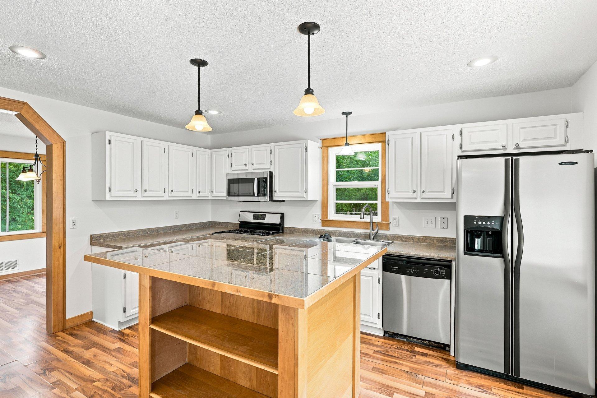 Photo 5 of Single family home for sale at 13412 Arden Cir, Burnsville, MN 55337 | MLS# 7113878 | Listing updated on 2026-09-04