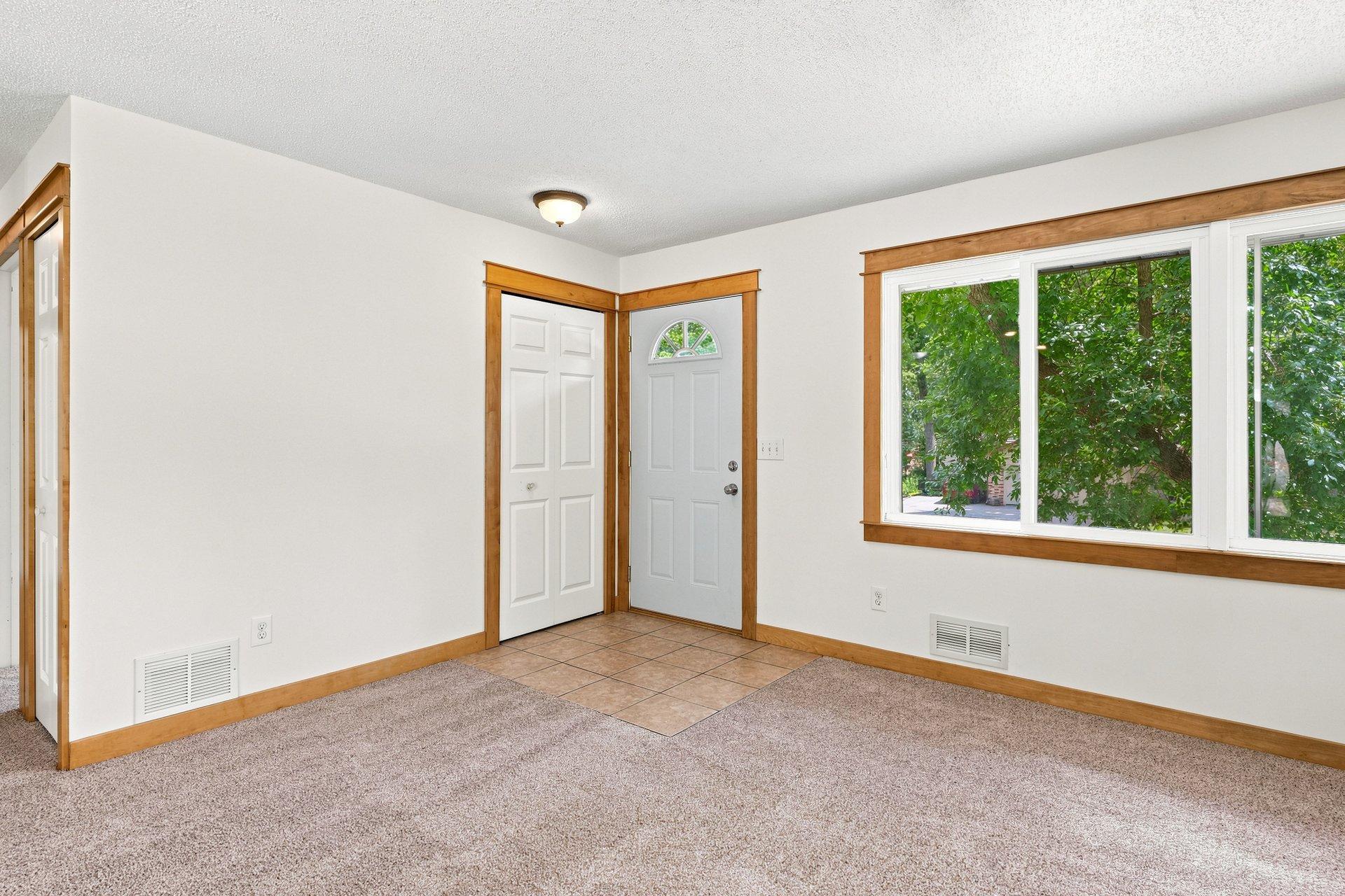 Photo 4 of Single family home for sale at 13412 Arden Cir, Burnsville, MN 55337 | MLS# 7113878 | Listing updated on 2026-09-04