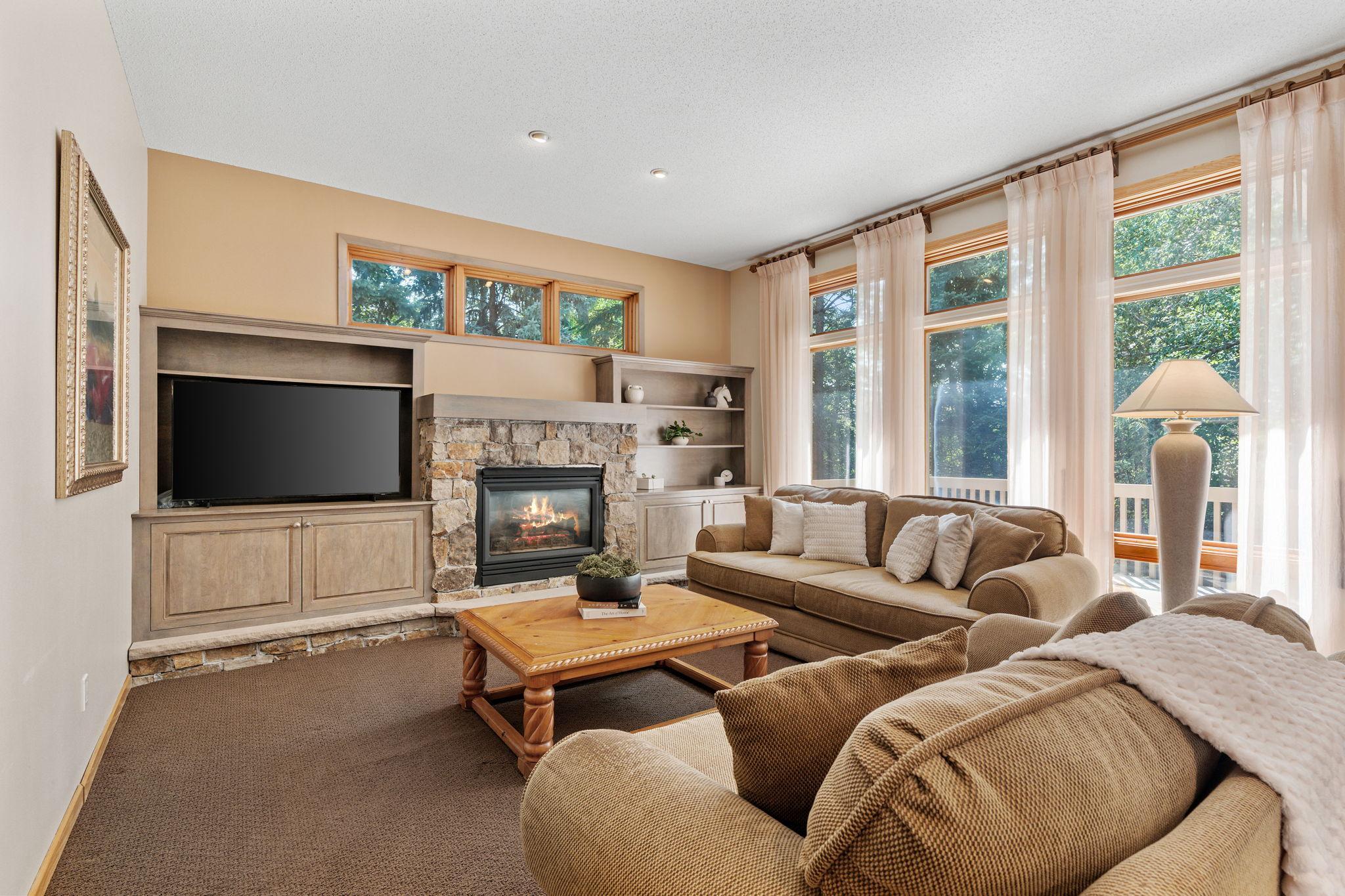 4th image of 8975 Hunters Wy, Saint Paul, MN 55124 | MLS# 7113905