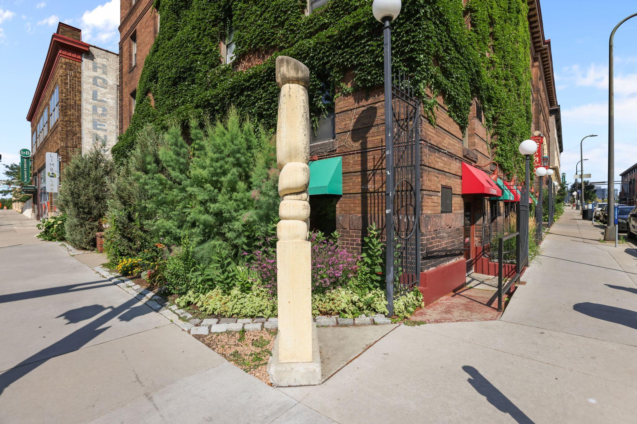 2nd image of 1204 Harmon Pl #4, Minneapolis, MN 55403 | MLS# 7113931