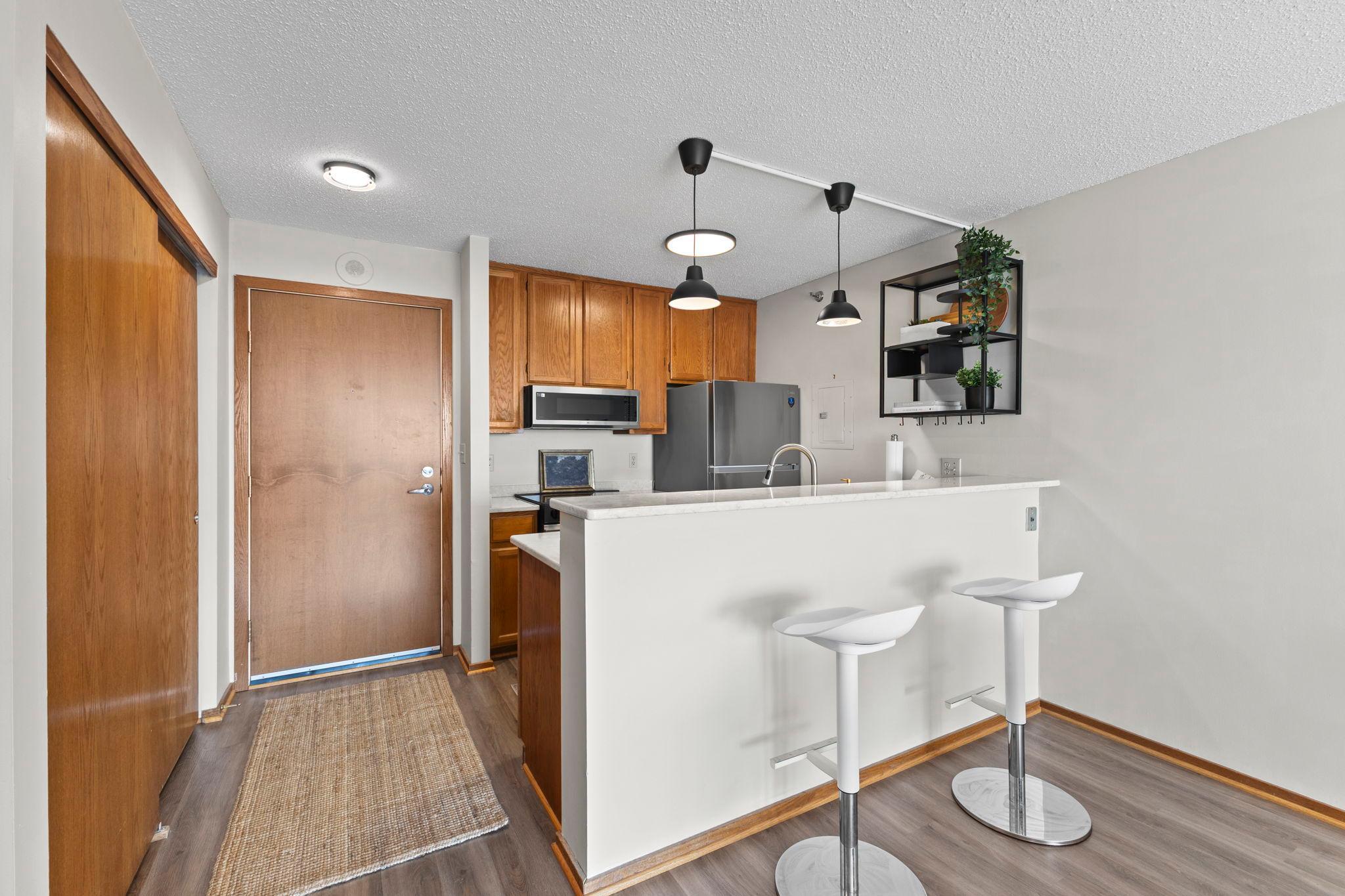 2nd image of 433 S 7Th St #2126, Minneapolis, MN 55415 | MLS# 7113934