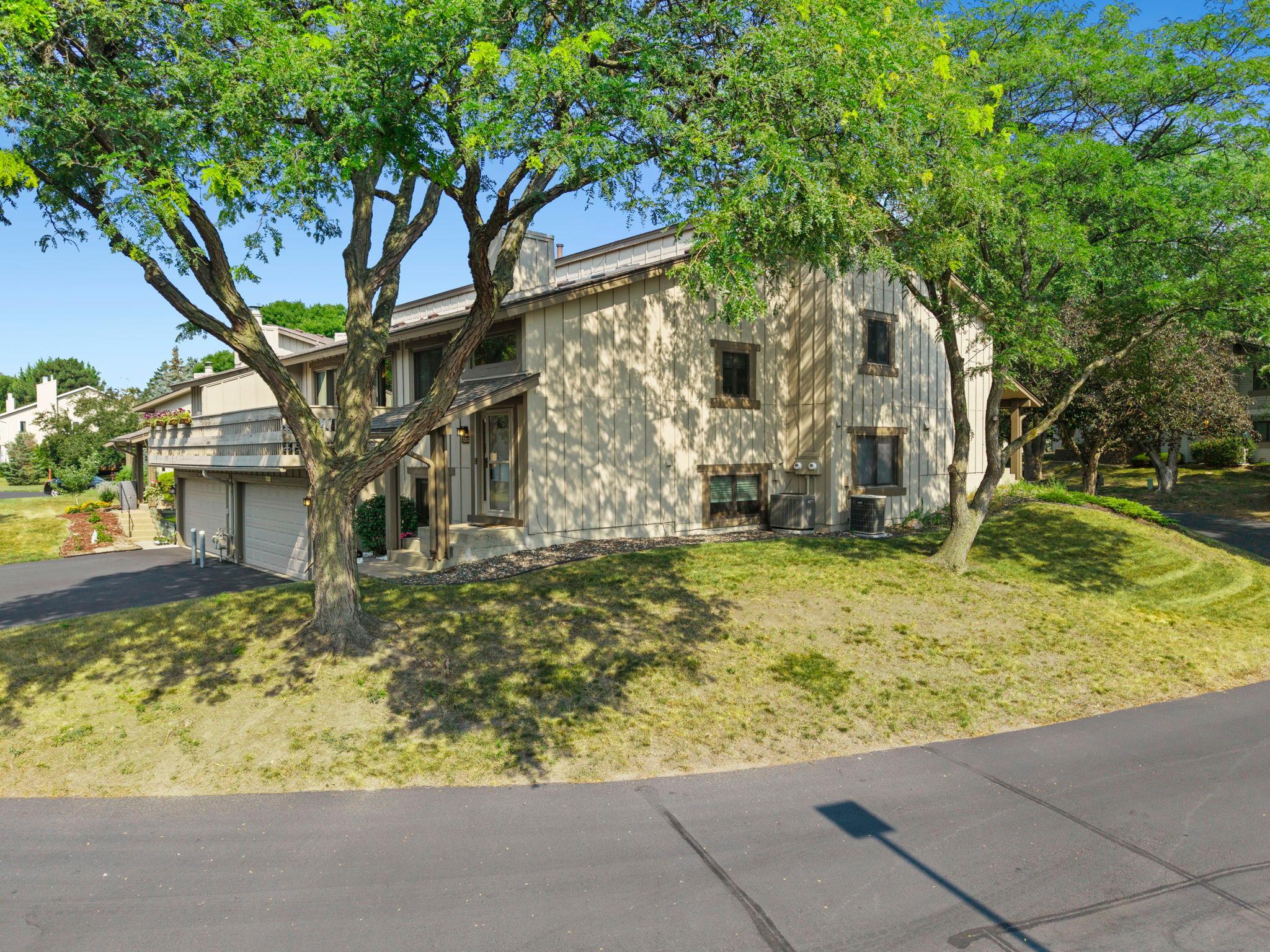 4th image of 7232 Woodstock Curv, Minneapolis, MN 55438 | MLS# 7114003