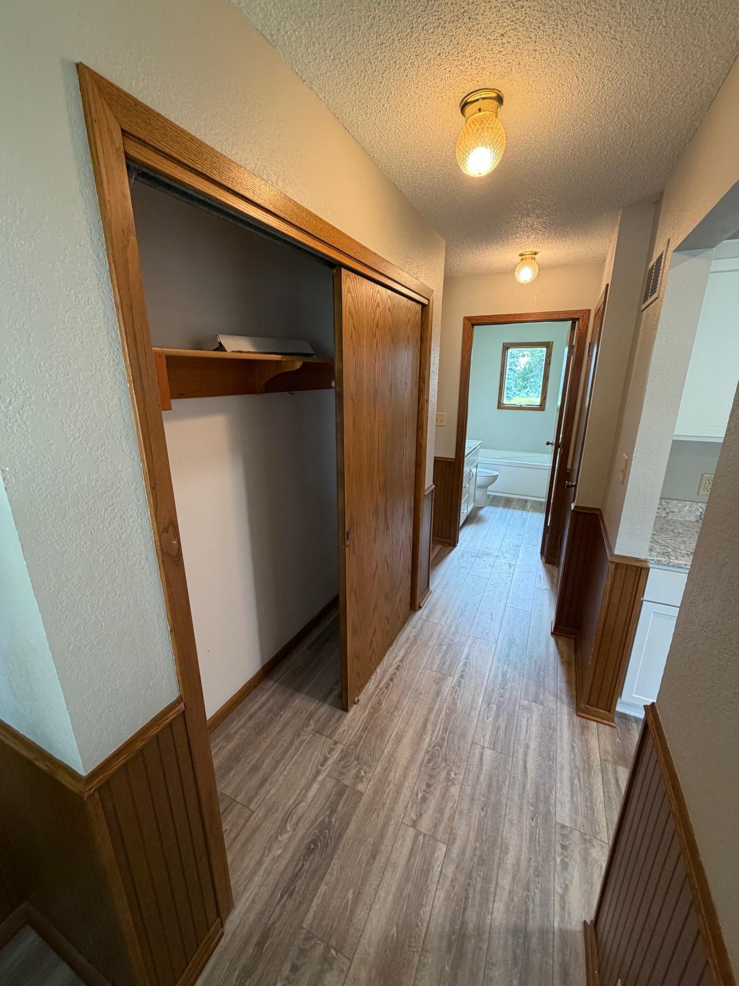 4th image of 305 W 3Rd St, Winthrop, MN 55396 | MLS# 7114011