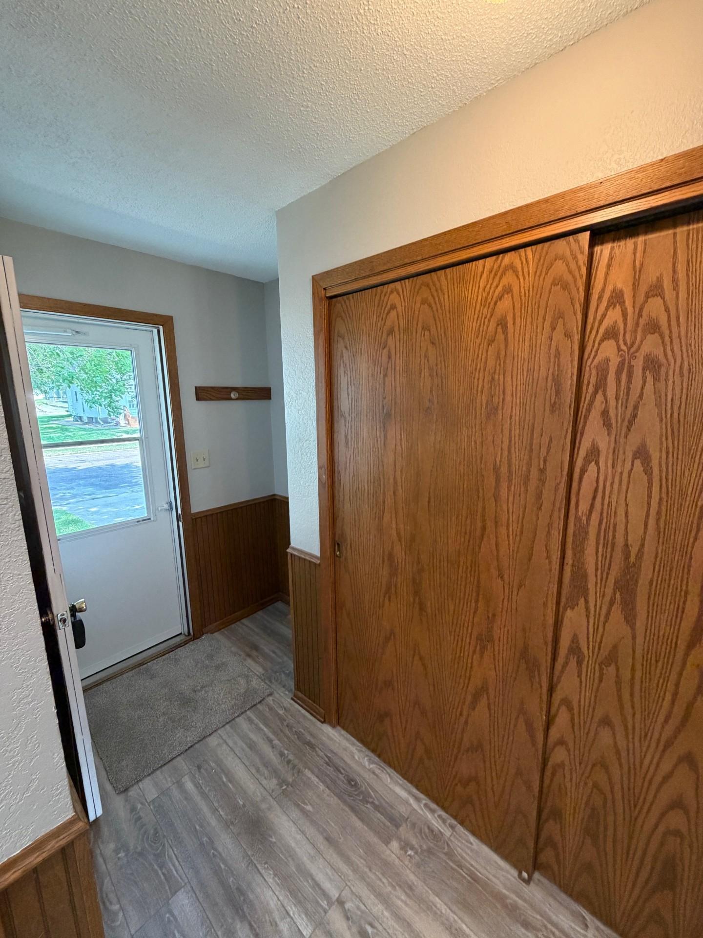 3rd image of 305 W 3Rd St, Winthrop, MN 55396 | MLS# 7114011