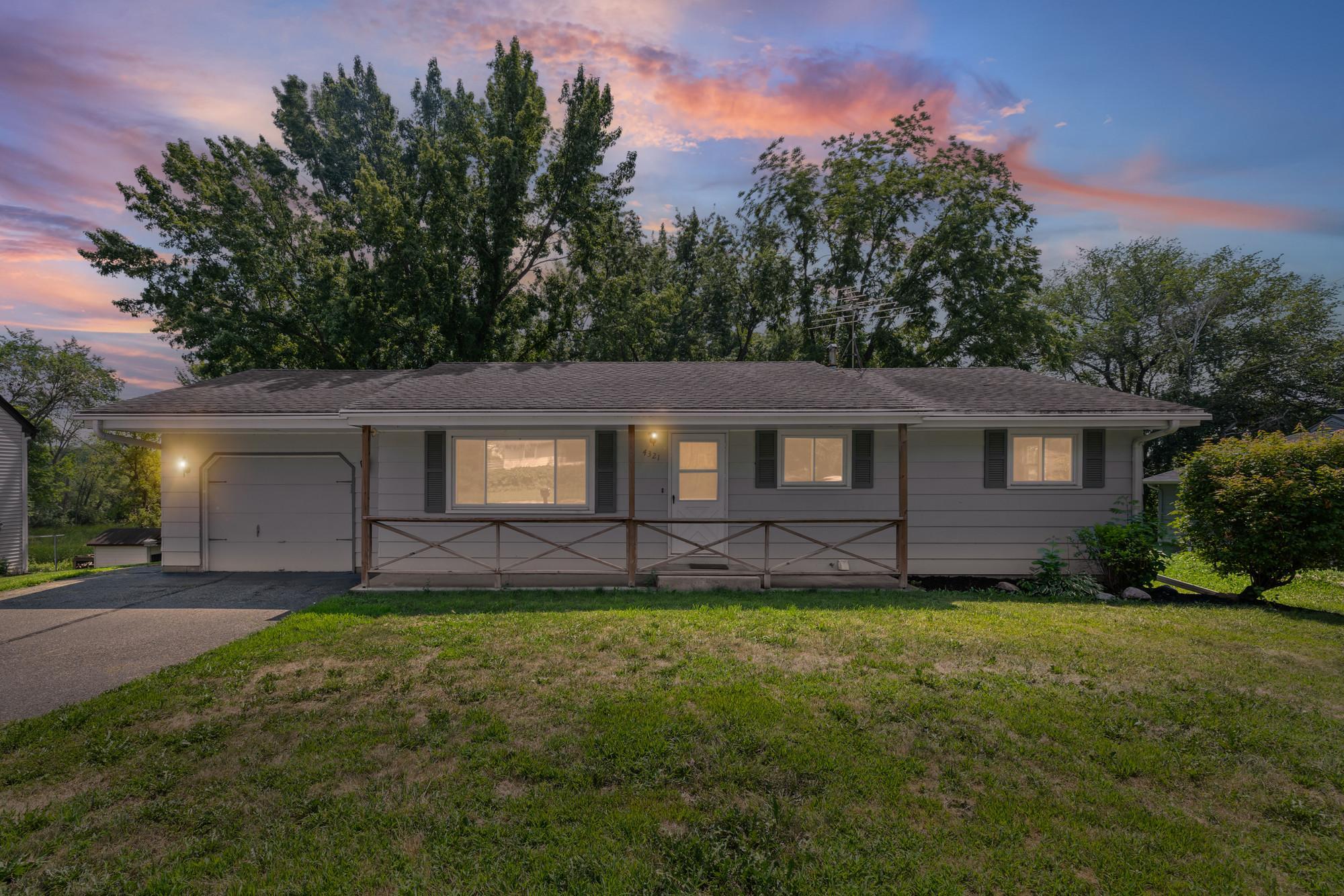 1st image of 4321 Pleasant St Se, Prior Lake, MN 55372 | MLS# 7114021