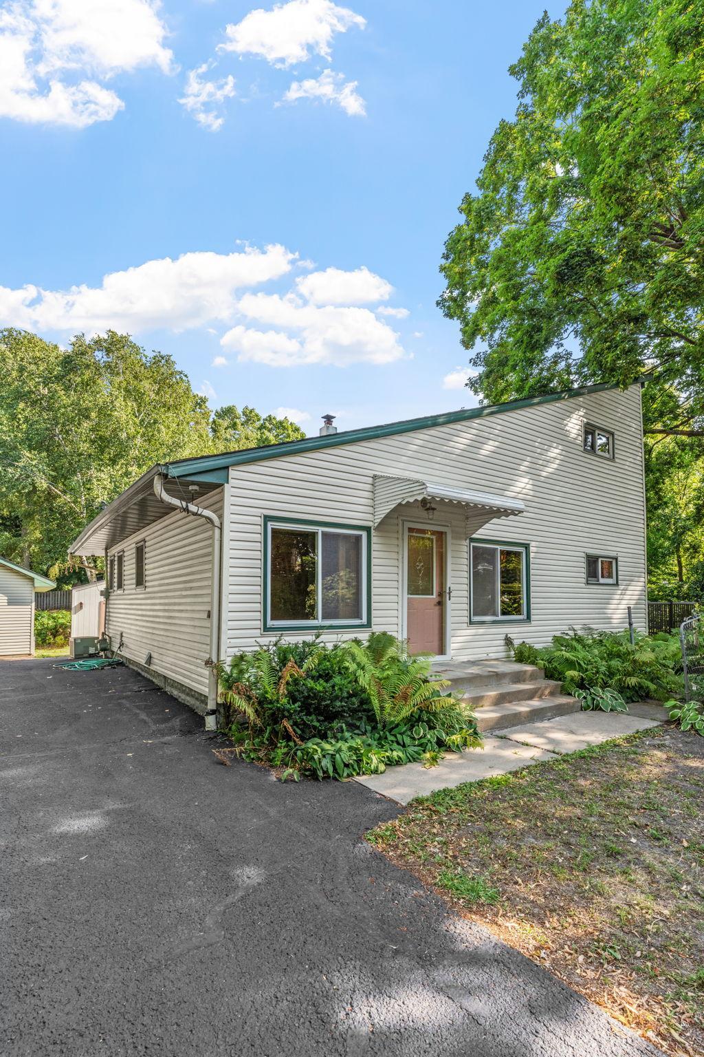 3rd image of 4753 Burns Rd, Mound, MN 55364 | MLS# 7114050