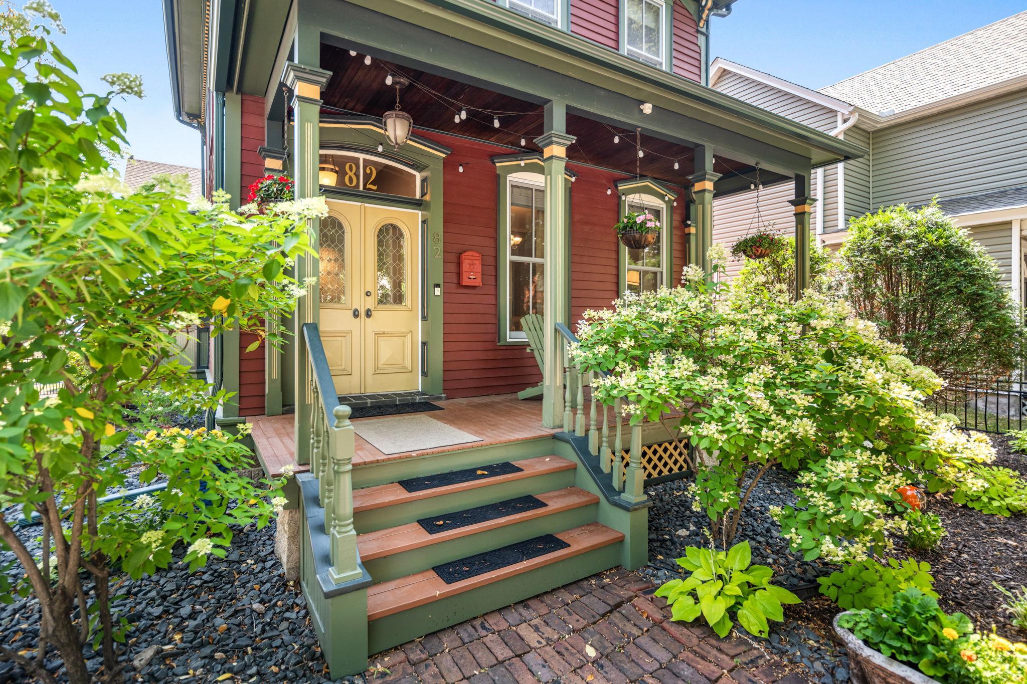 2nd image of 82 Leech St, Saint Paul, MN 55102 | MLS# 7114107
