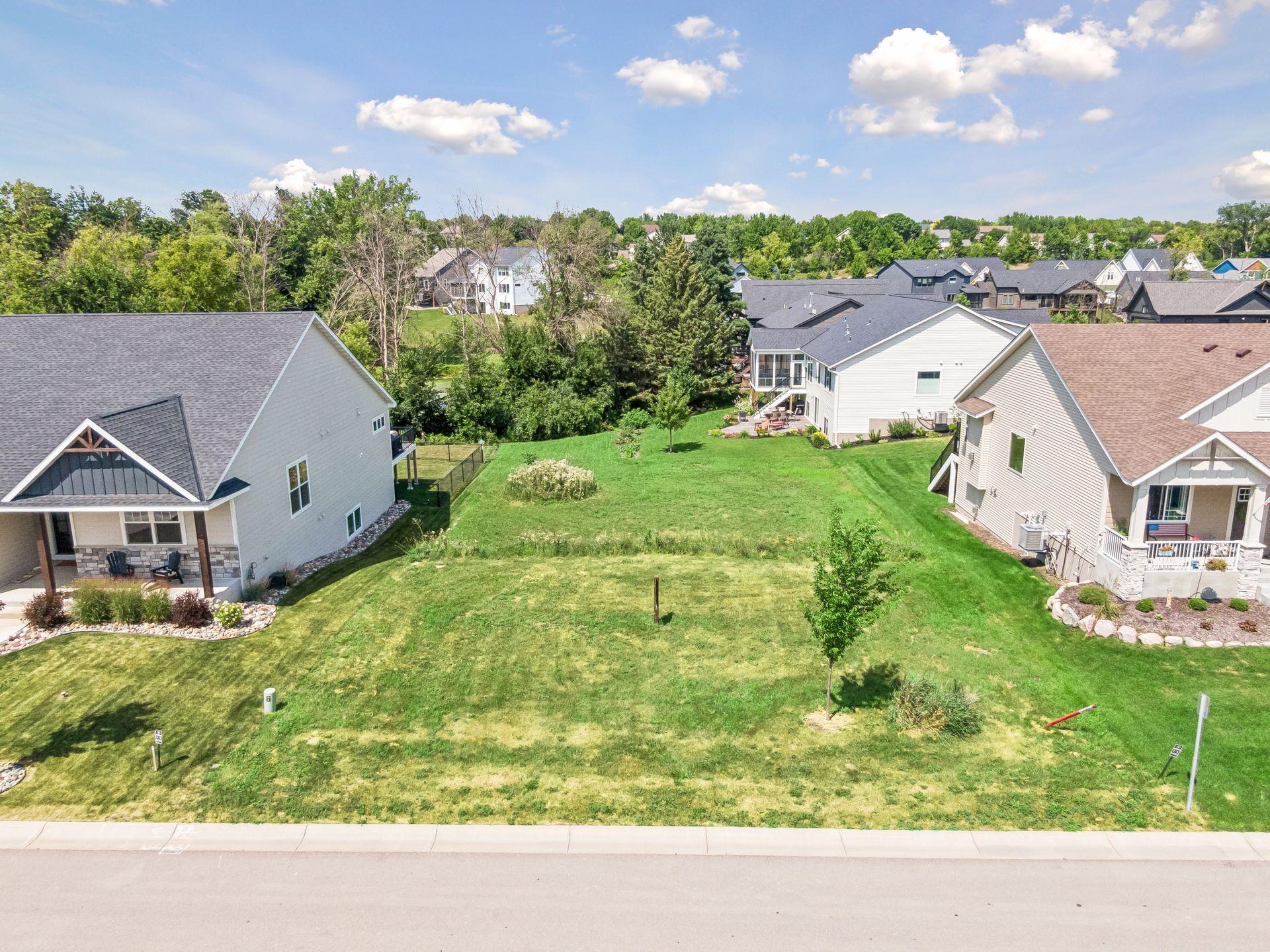 1st image of 1946 Woods Pt, Waconia, MN 55387 | MLS# 7114122