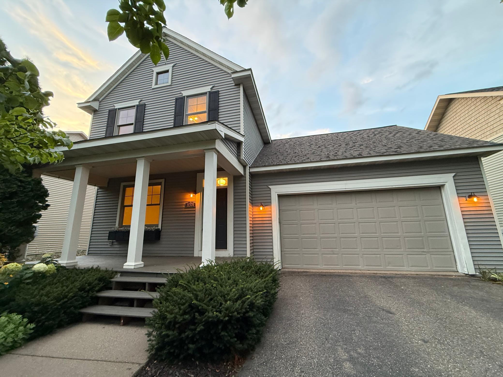 1st image of 11374 Balsam Wy, Saint Paul, MN 55129 | MLS# 7114147